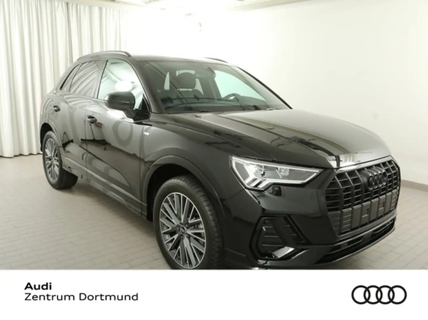 Audi Q3 45 HYBRID S LINE BLACKPAK AHK CAM ACC LM19 Schwarz - 1