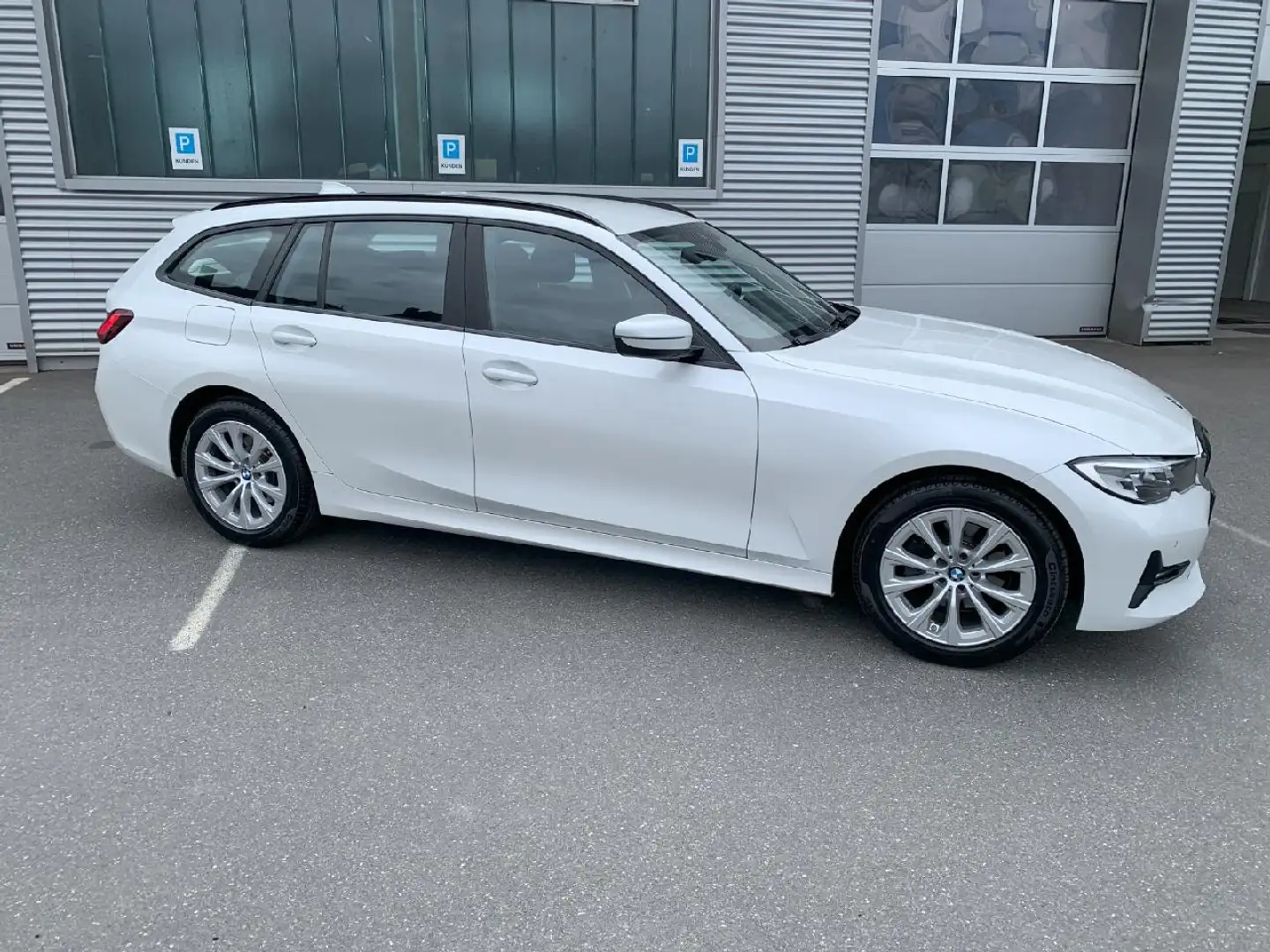 BMW 320 320 d Weiß - 1