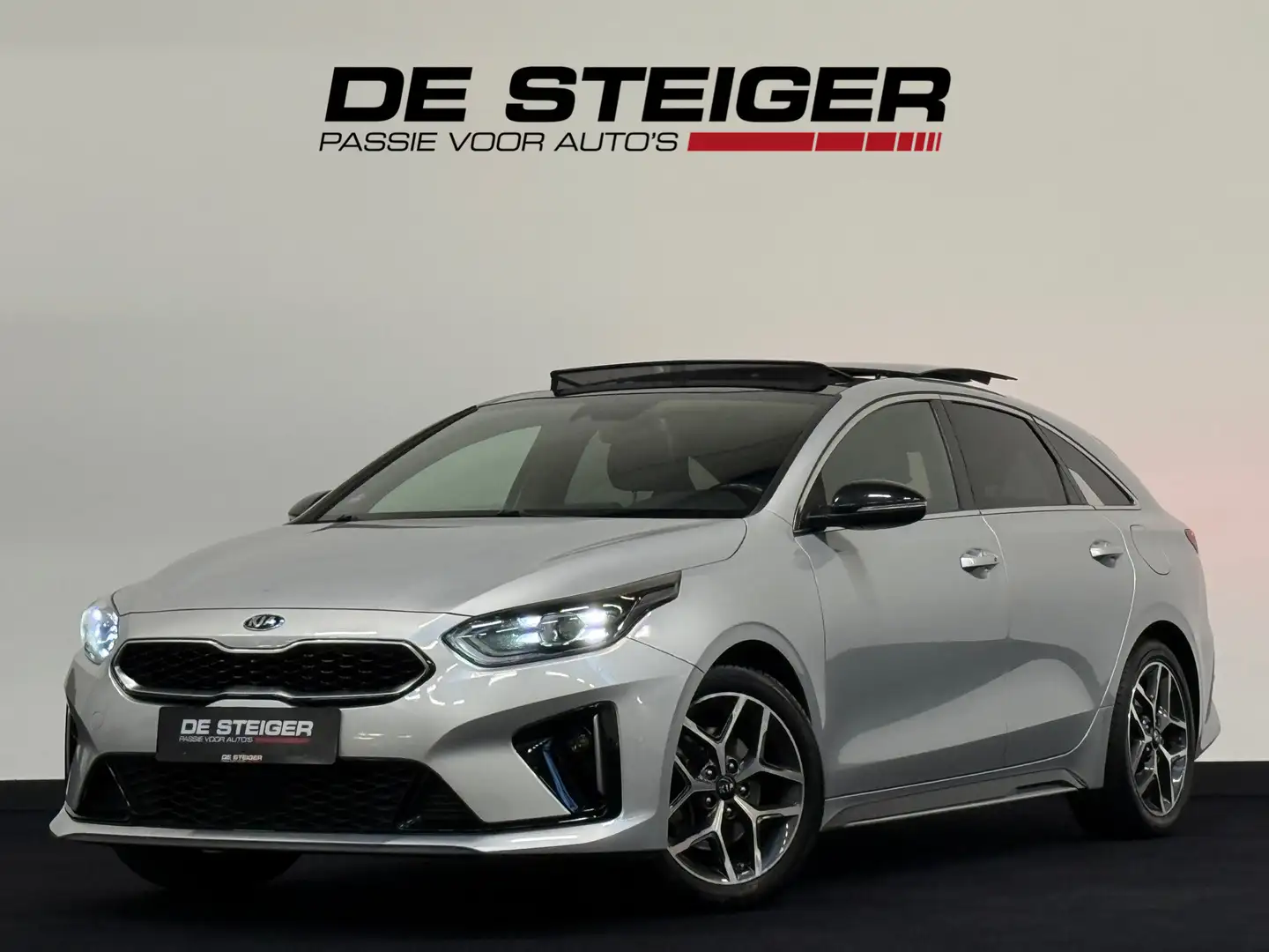 Kia ProCeed / pro_cee'd 1.4 T-GDI GT-Line Pano 140PK BOMVOL Grau - 1