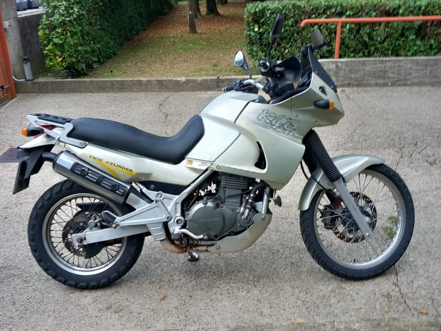 Kawasaki KLE 500 Alb - 2