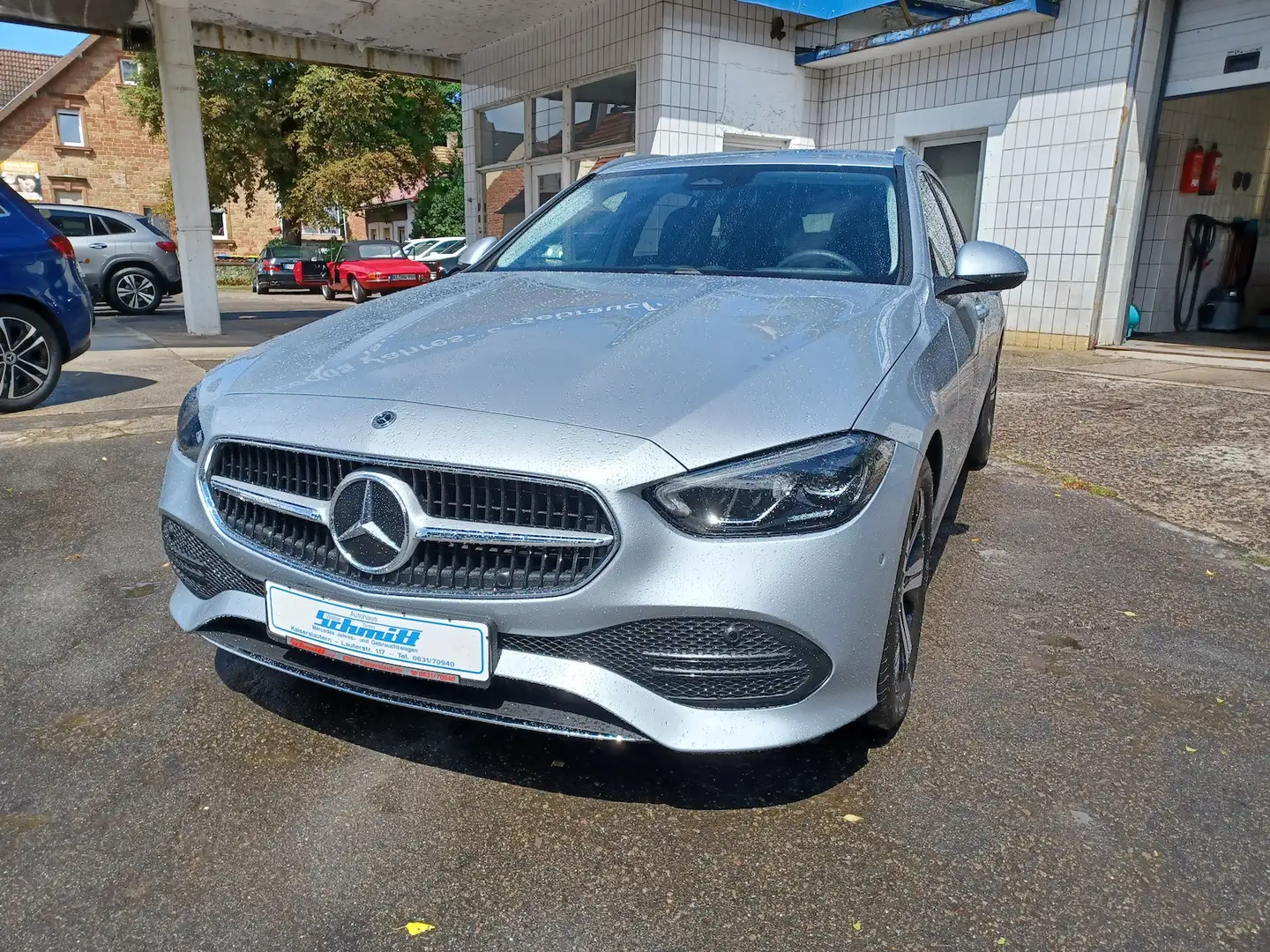 Mercedes-Benz C 180 T Avantgrde*AHK*R.-Kamera*el. Heckklappe* Argent - 1