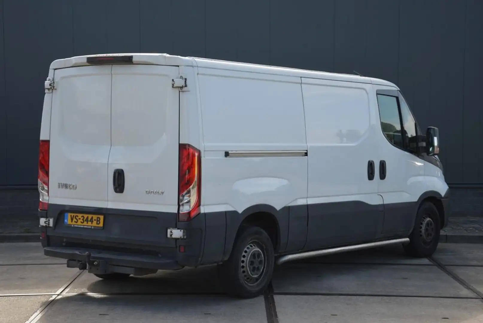 Iveco Daily 35S11V 2.3 352 L2H1 Schuifdeur Trekhaak Blanc - 2