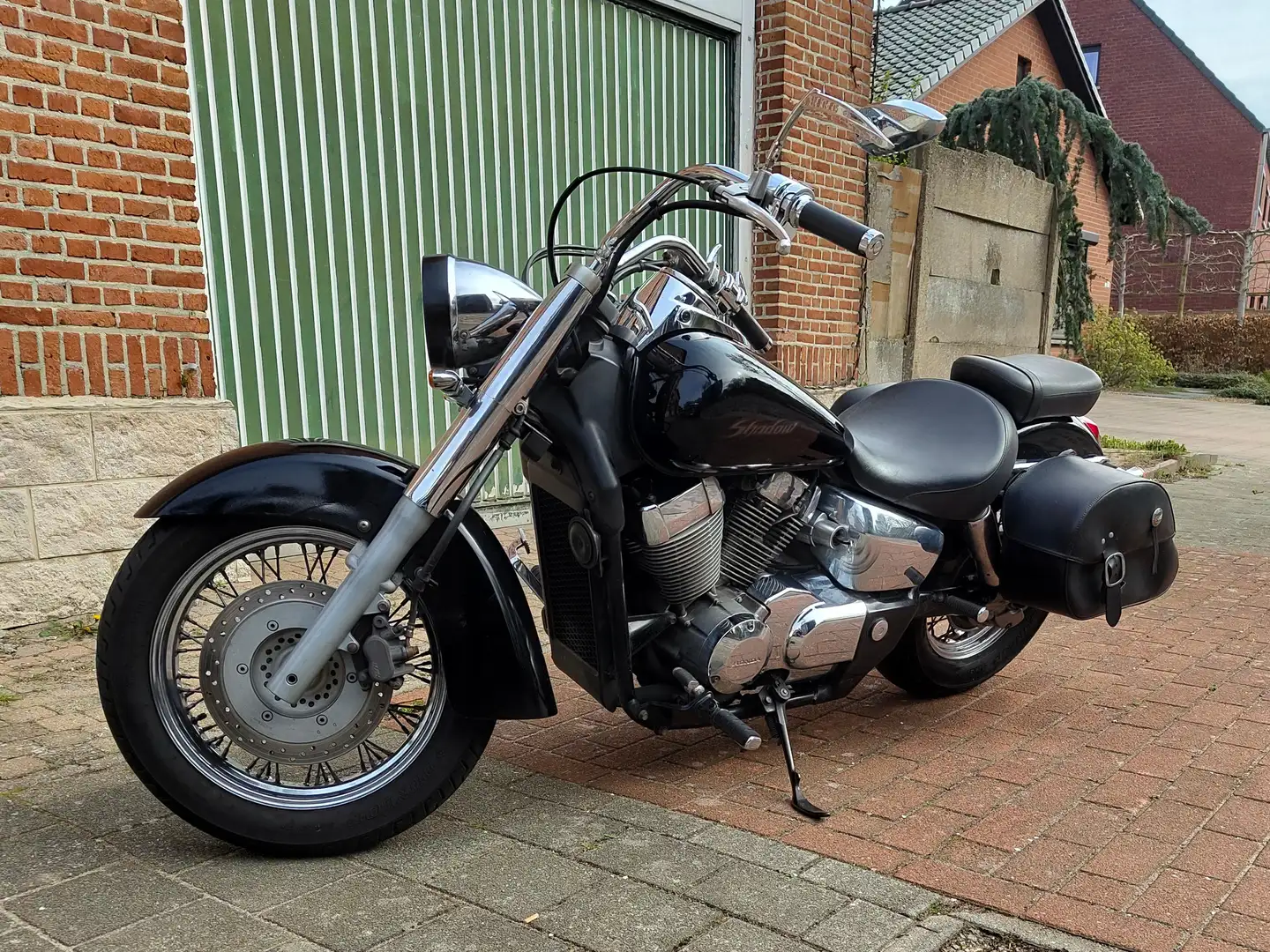 Honda Shadow 750 VT750C Negro - 1
