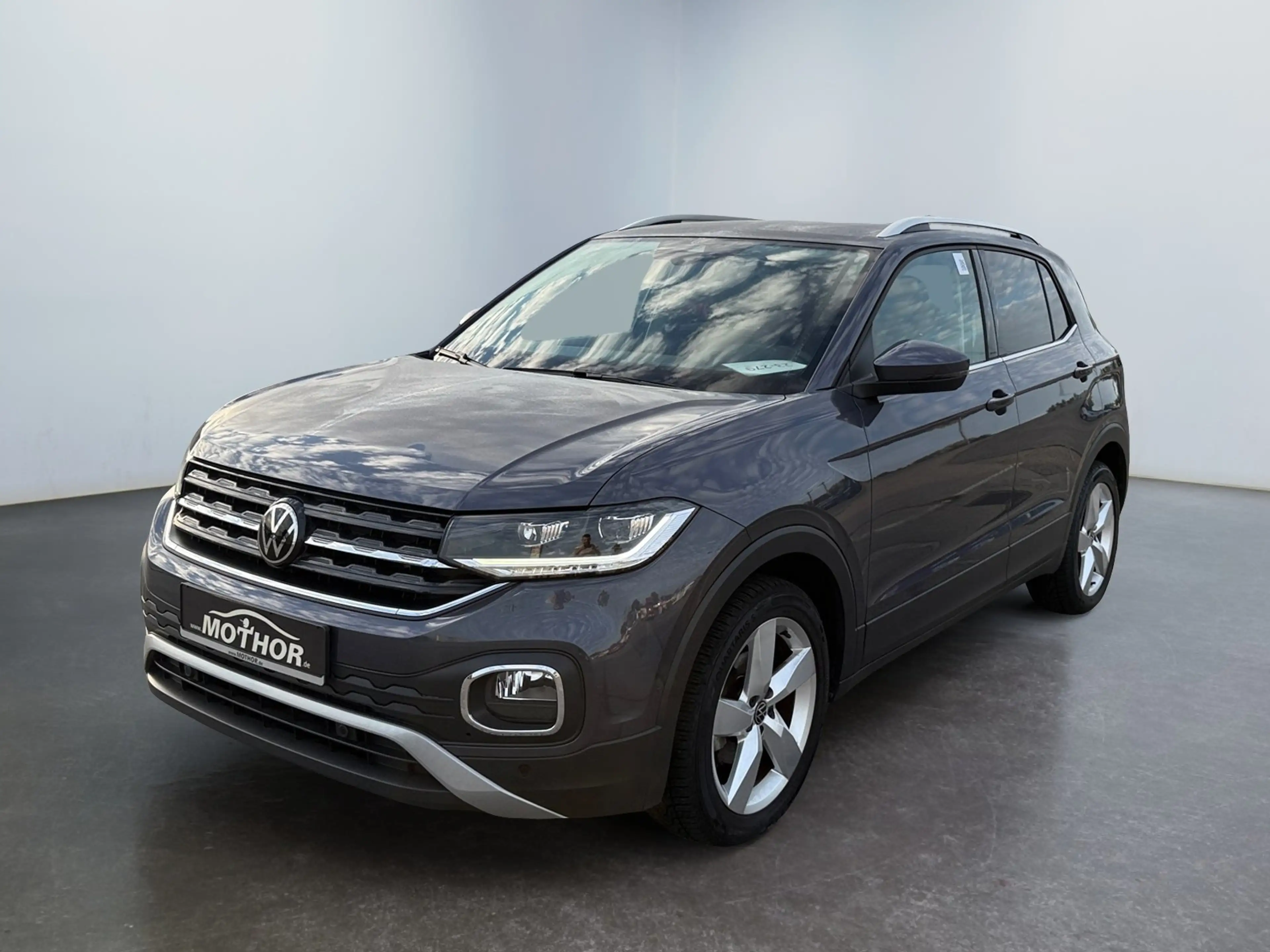 Volkswagen T-Cross Style 1.0TSI DSG ACC ParklenkAssist + PDC — photo 2
