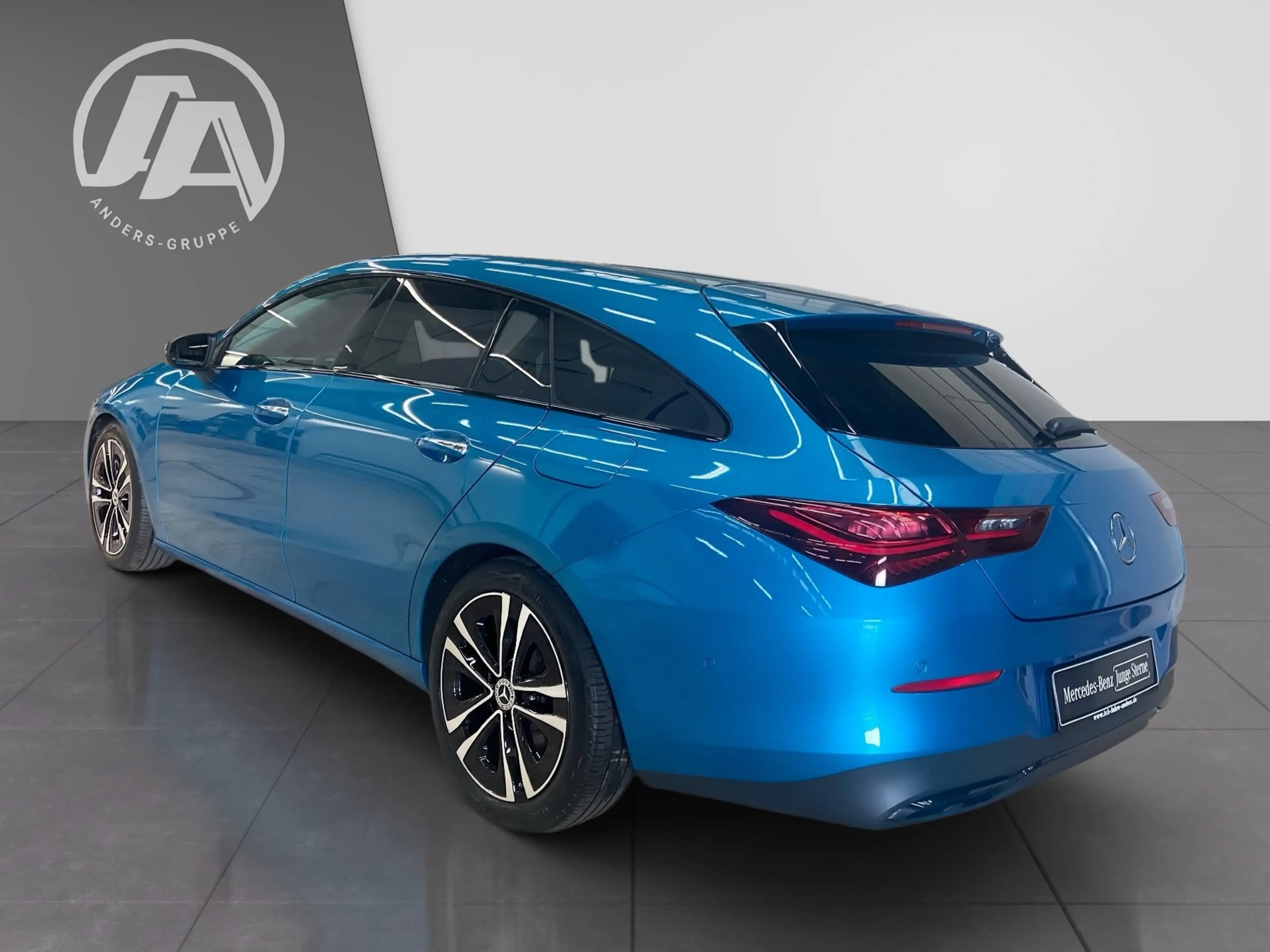 Mercedes-Benz CLA 200 d SB Prog+LED+Pano+AHK+Distr.+Burm+Night — photo 3