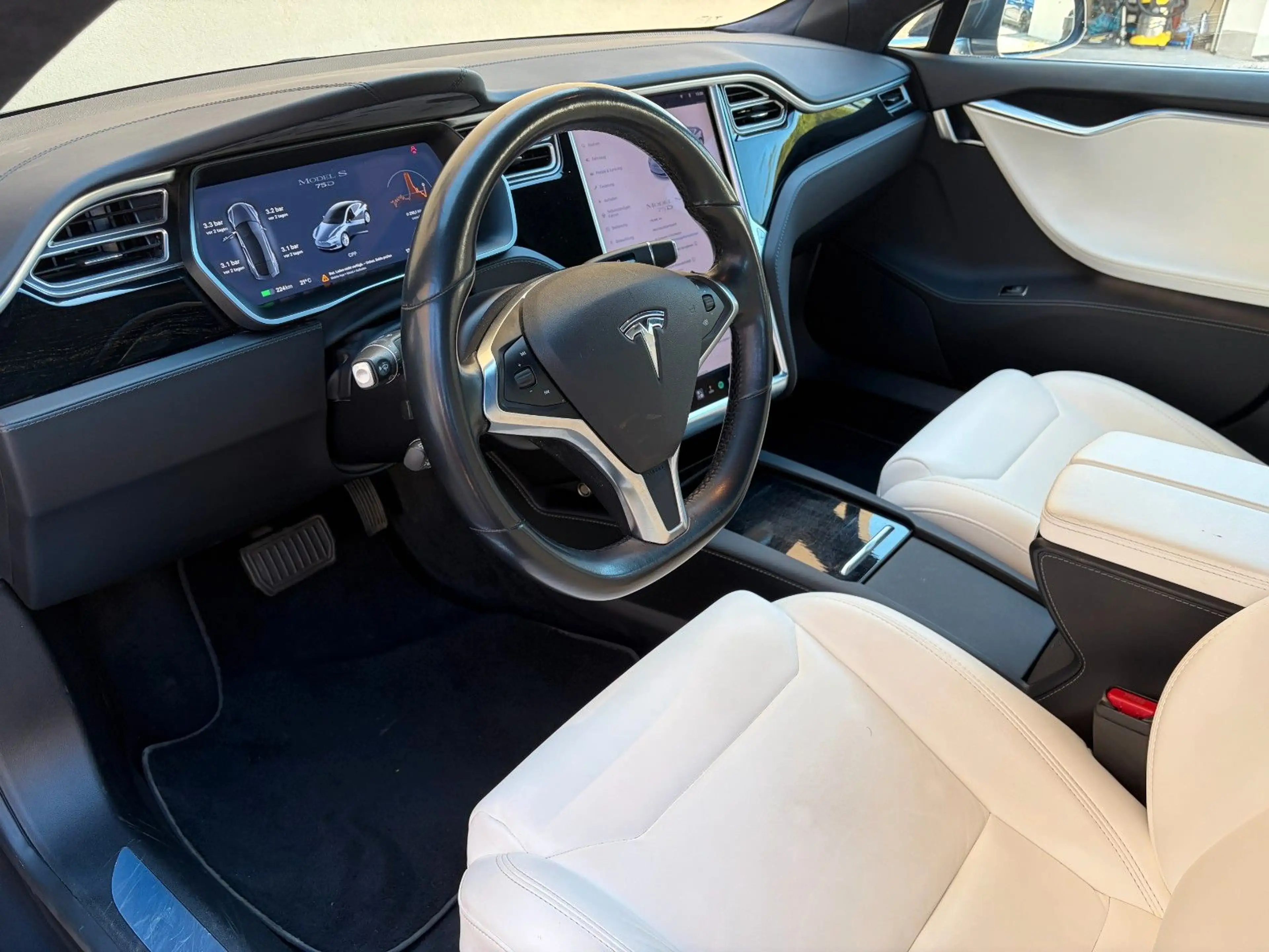 Tesla Model S Dual Motor 75 Enhanced AP, MCU2, CCS — photo 13