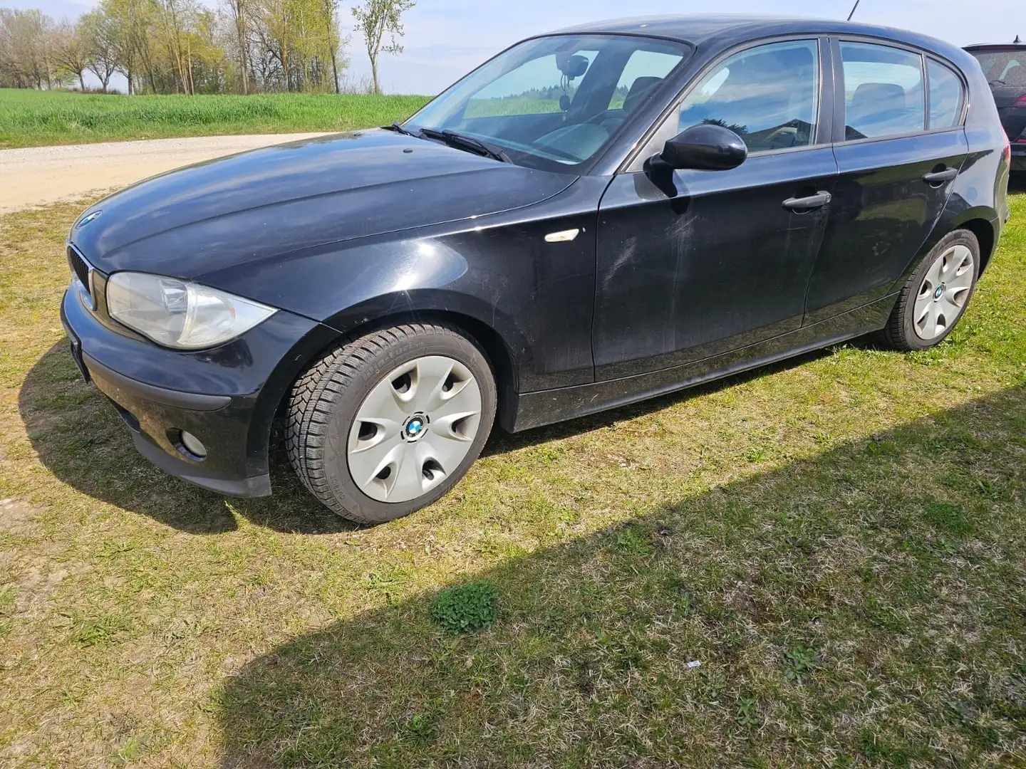 BMW 116 116i Benzin Schwarz - 2