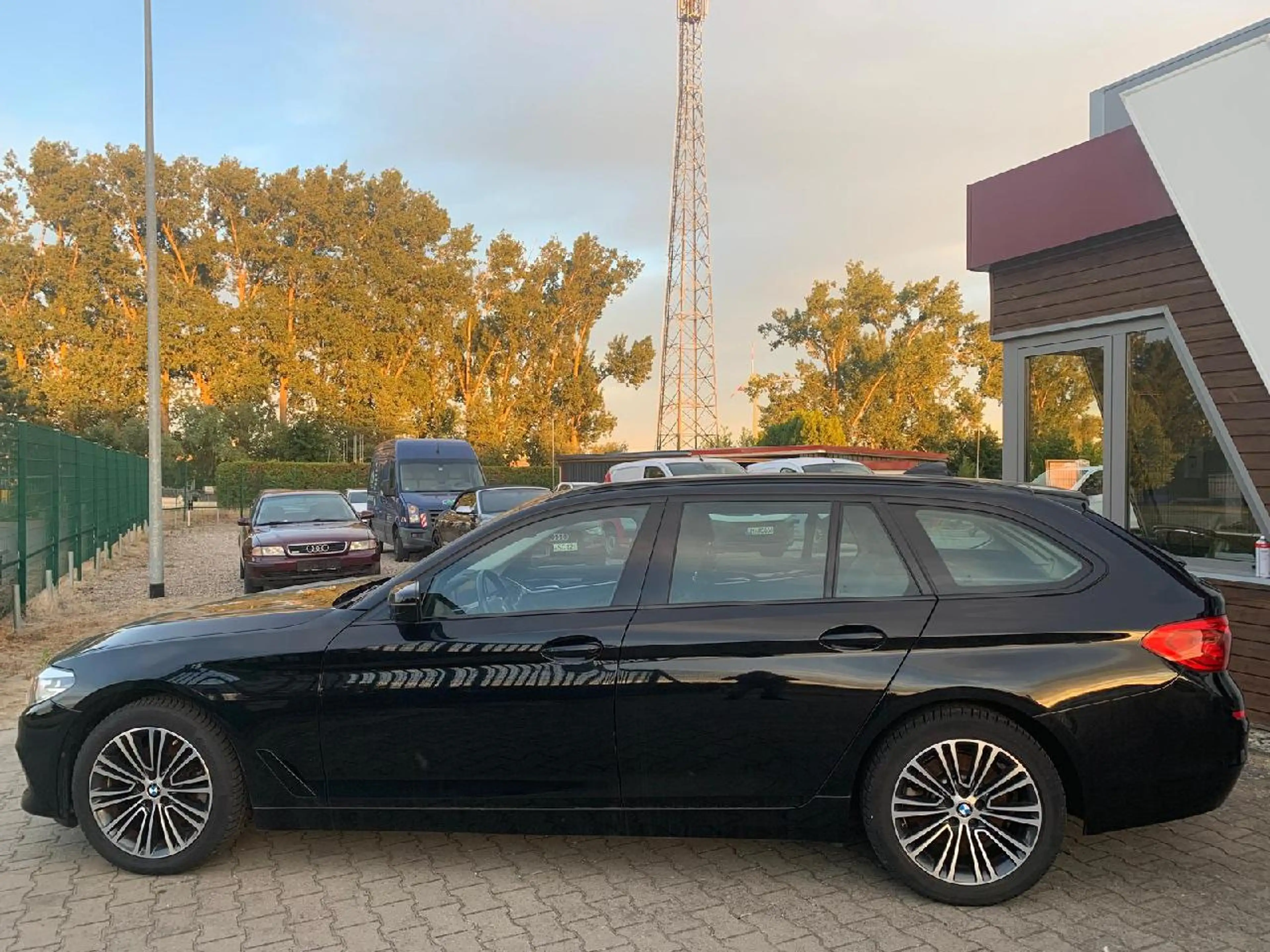 BMW 520 520 i Sport Line — photo 6