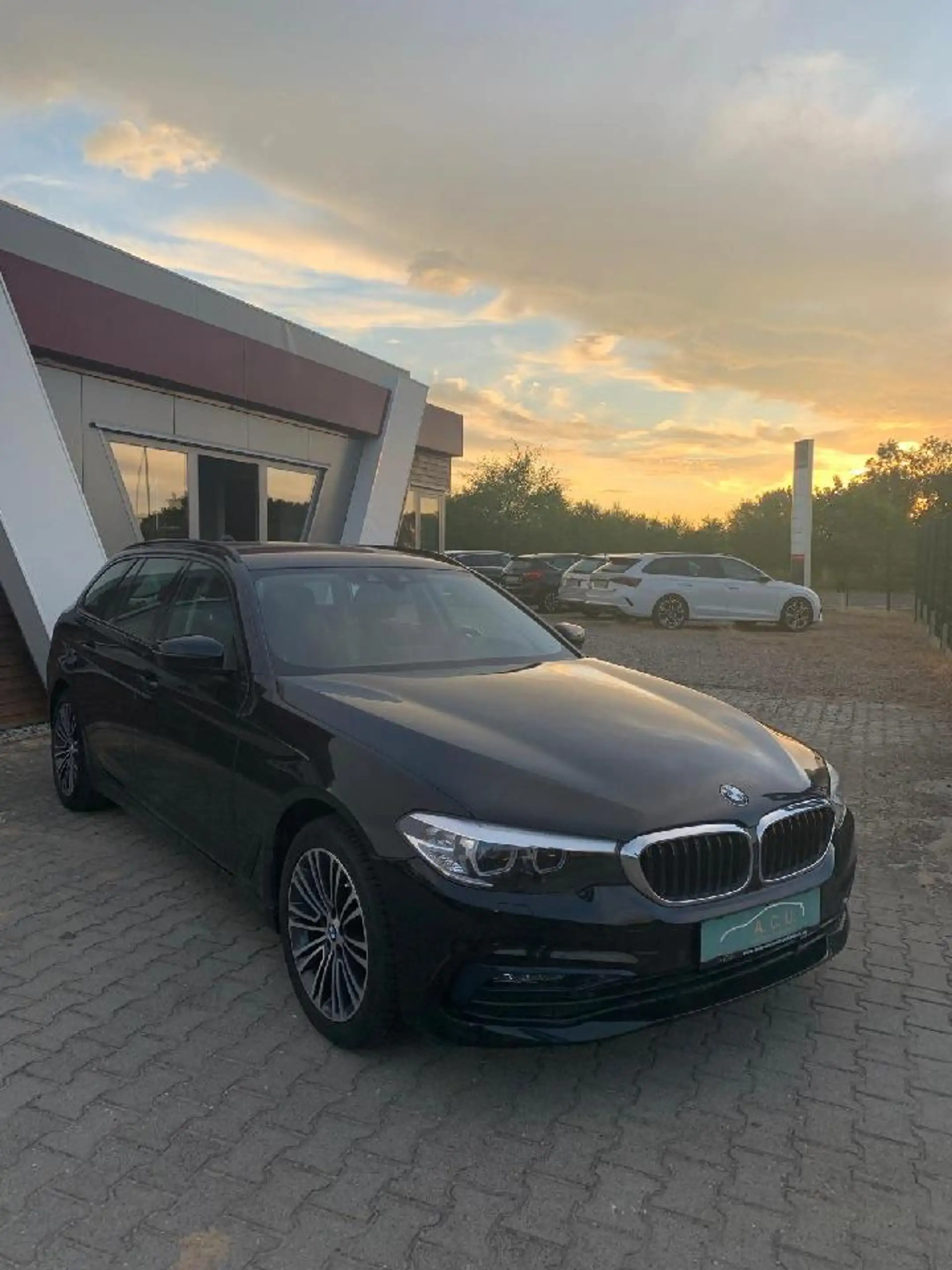 BMW 520 520 i Sport Line — photo 3