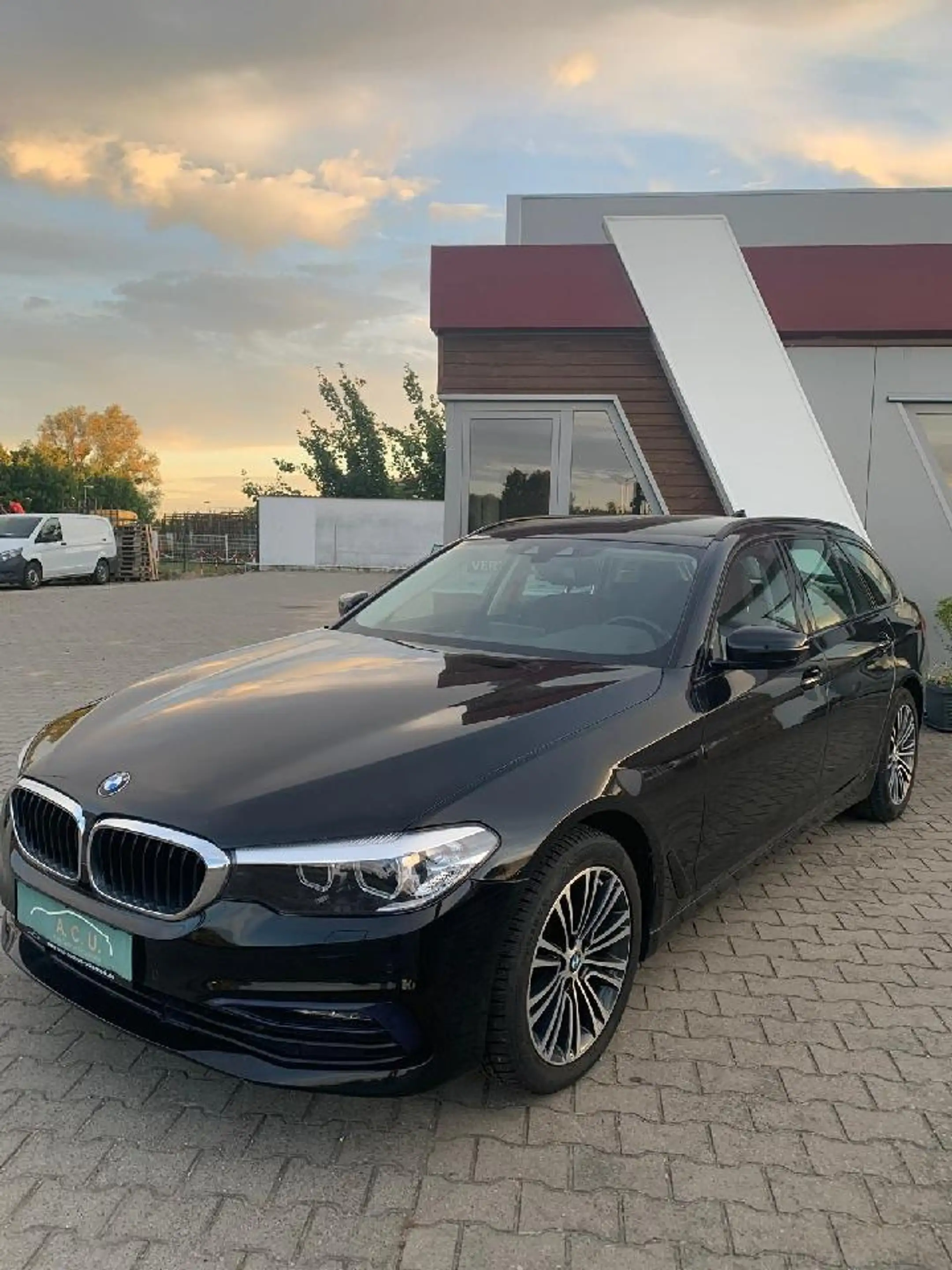 BMW 520 520 i Sport Line — photo 2