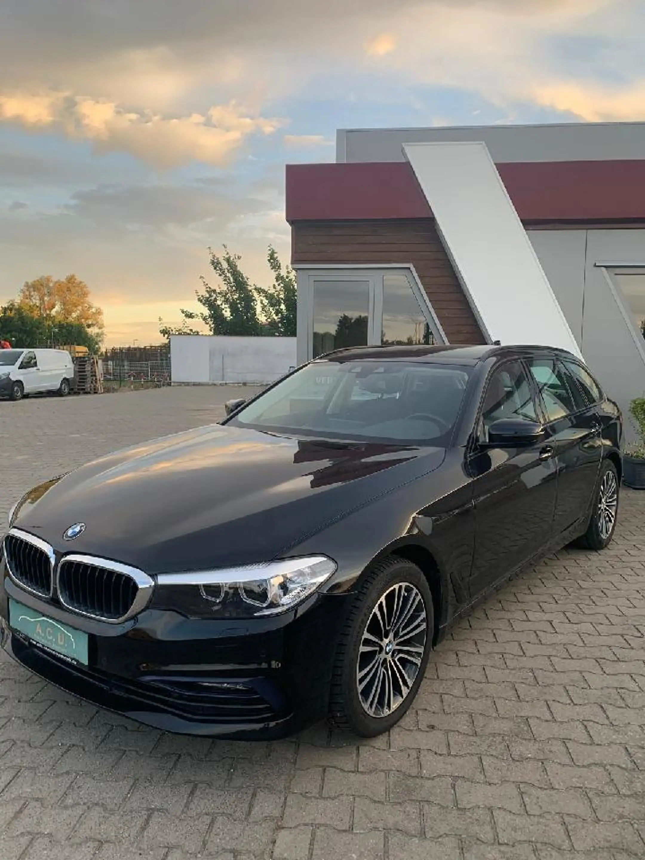BMW 520 520 i Sport Line — photo 4