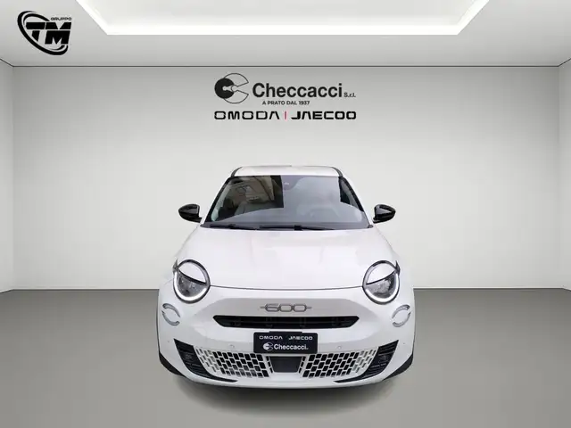 Fiat 600 view 3