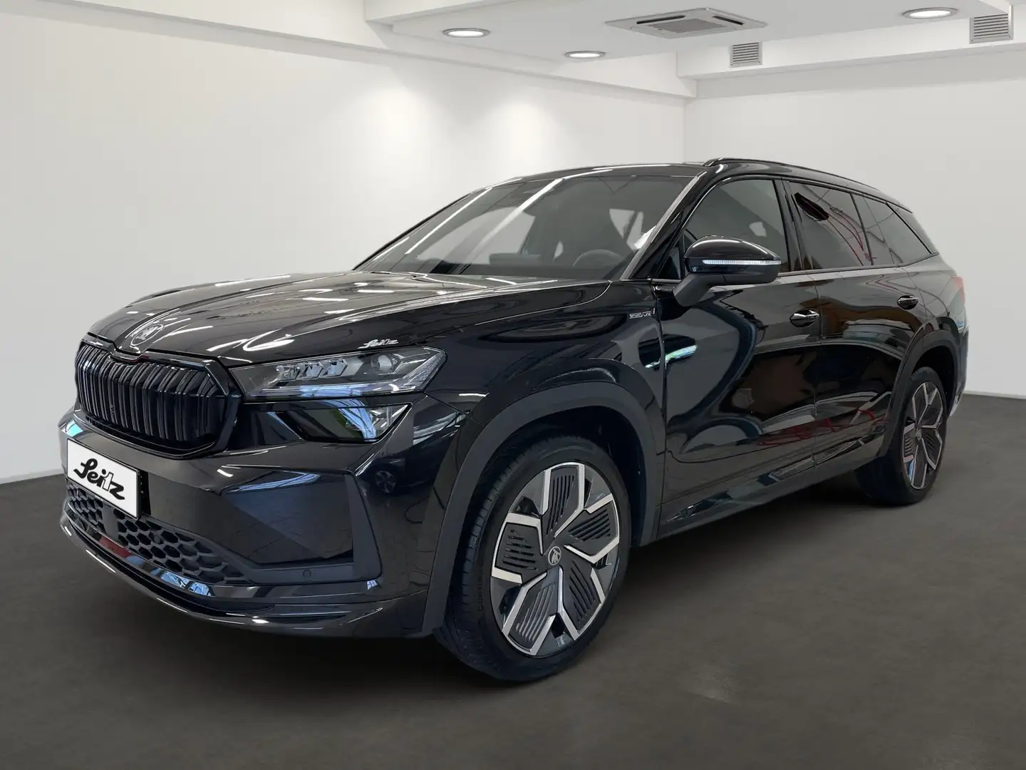Skoda Kodiaq 2.0 TDI 4x4 Sportline *7-SITZER*MATRIX*PANO* Zwart - 2