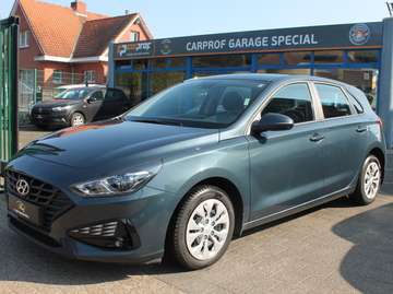 1.0 T-GDi MHEV Sky DCT