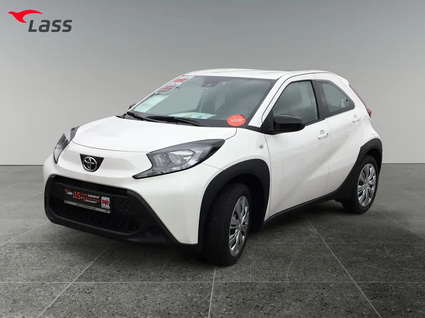 Toyota Aygo X 1.0 l Play CVT TZ 1,99% Finanzierung Weiß - 2