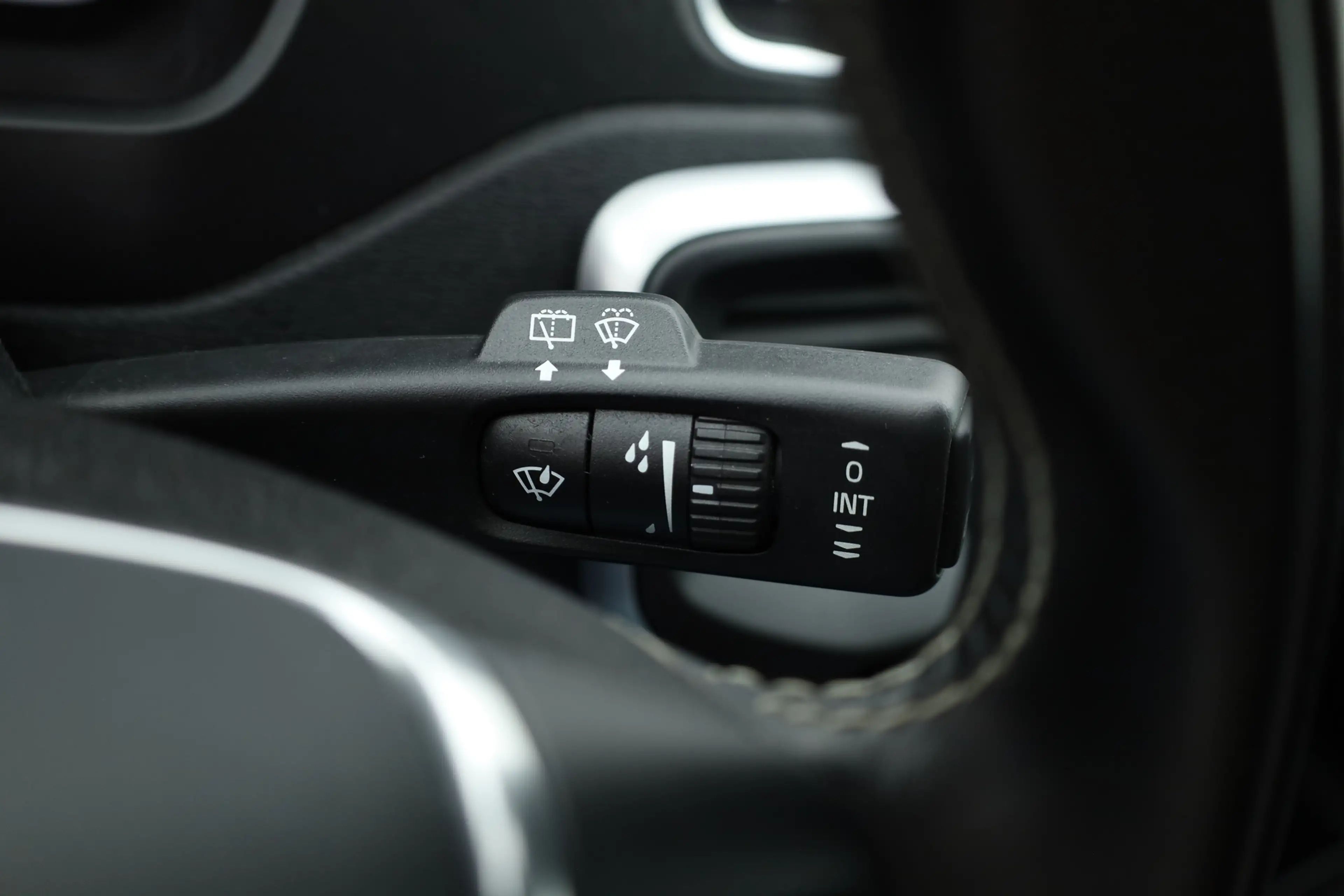 Volvo V40 2.0 T4 R-Design | 190PK | Leer | Panorama-dak | Tr — photo 11