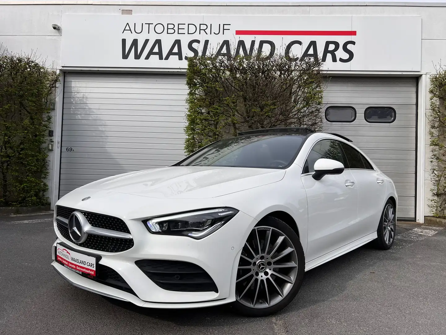 Mercedes-Benz CLA 200 Business Solution AMG Line | 2020 | 15.000 KM Wit - 1