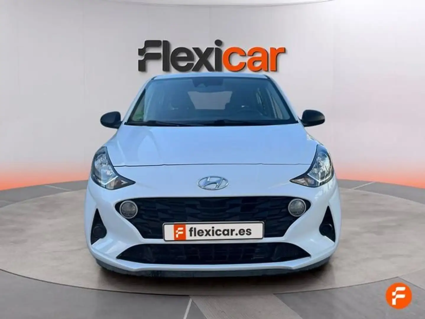 Hyundai i10 1.0 MPI Essence Blanco - 2