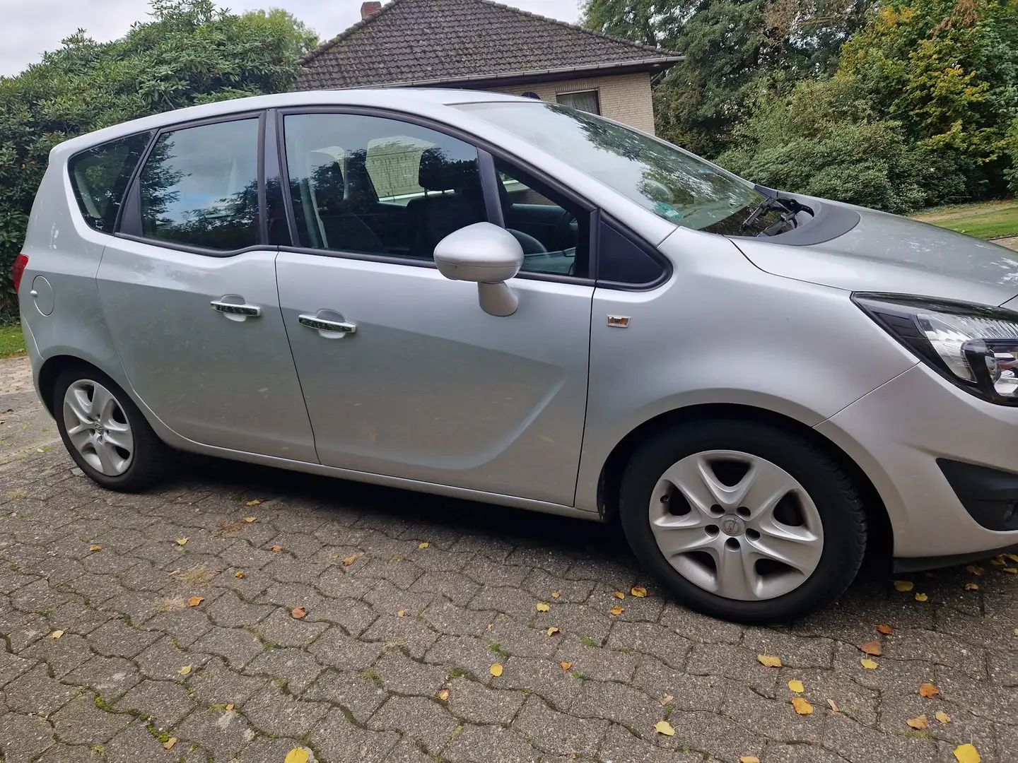 Opel Meriva Meriva 1,4 Turbo Ecotec Active Aut. Active Silber - 2