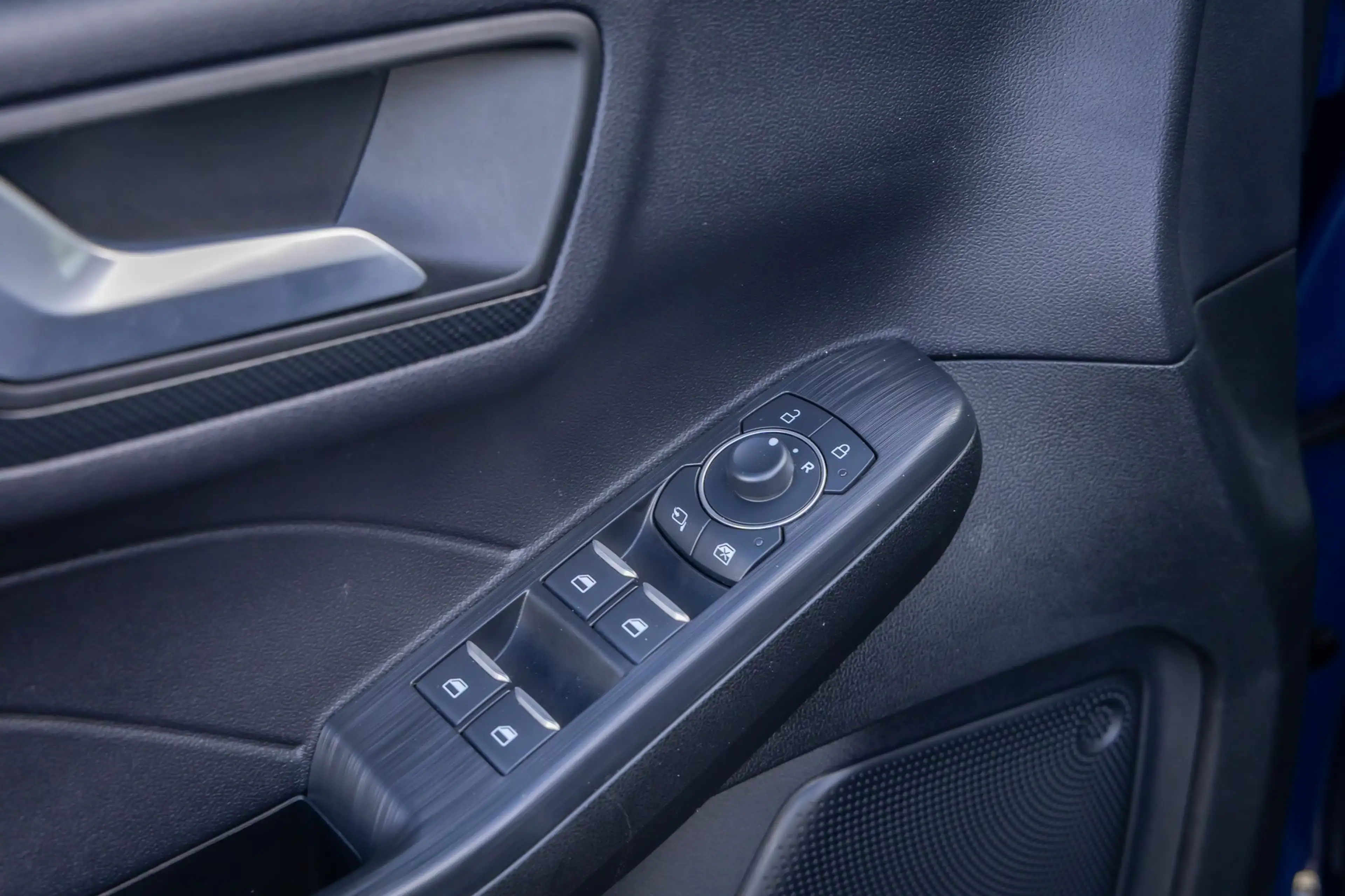 Ford Kuga 2.5 PHEV ST-Line X Trekhaak | Dodehoek detectie | — photo 25
