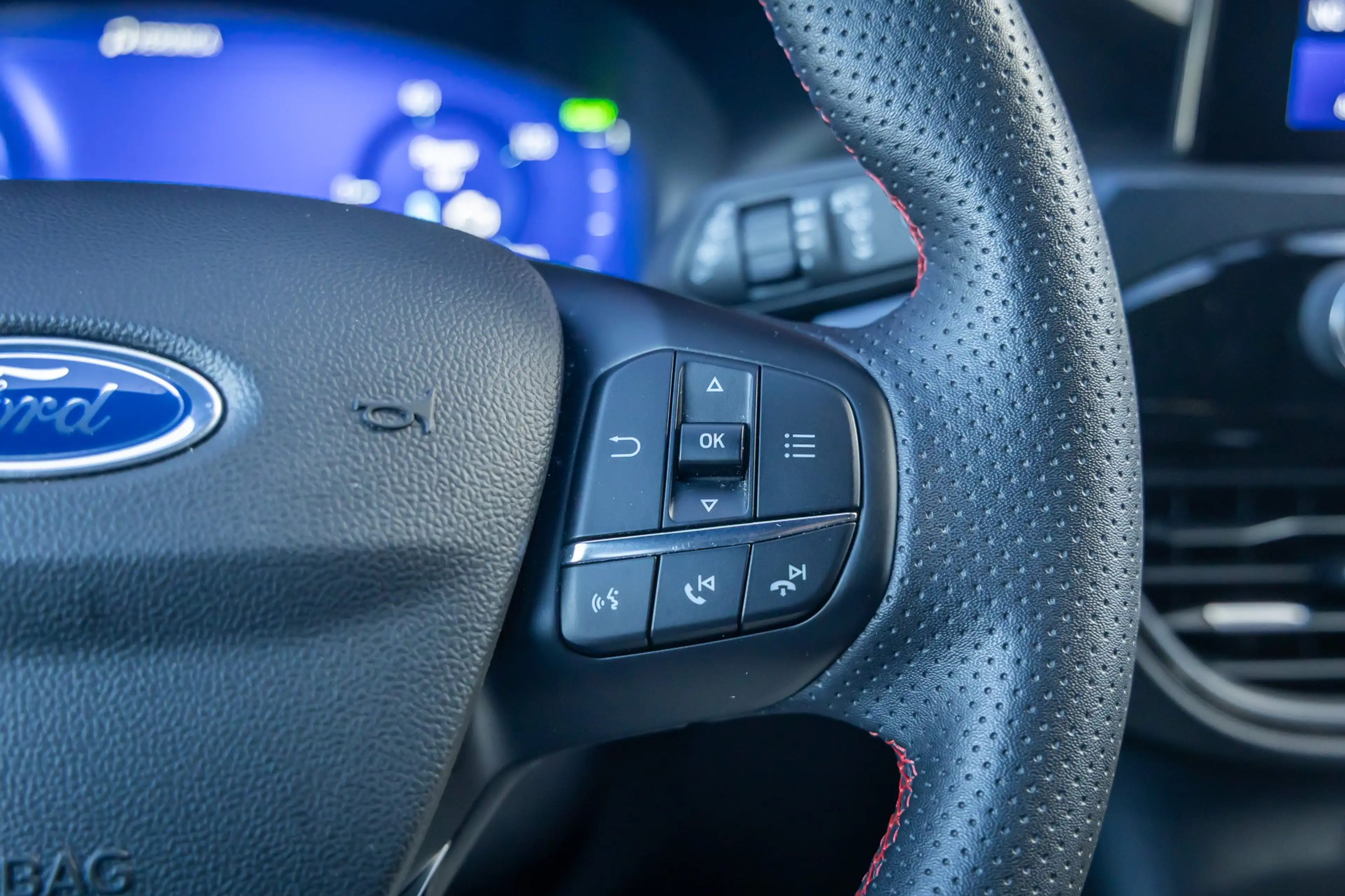 Ford Kuga 2.5 PHEV ST-Line X Trekhaak | Dodehoek detectie | — photo 31