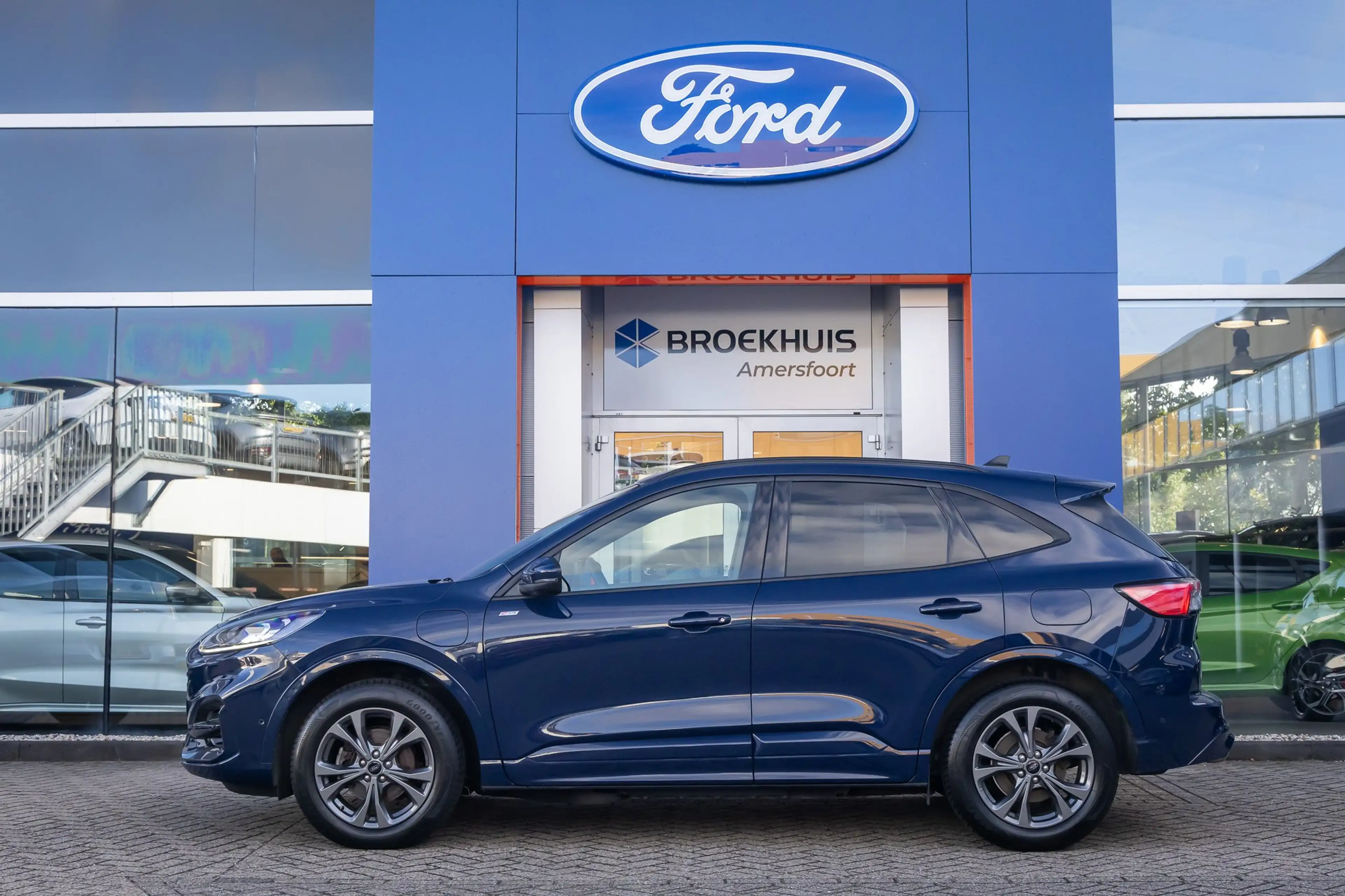 Ford Kuga 2.5 PHEV ST-Line X Trekhaak | Dodehoek detectie | — photo 9
