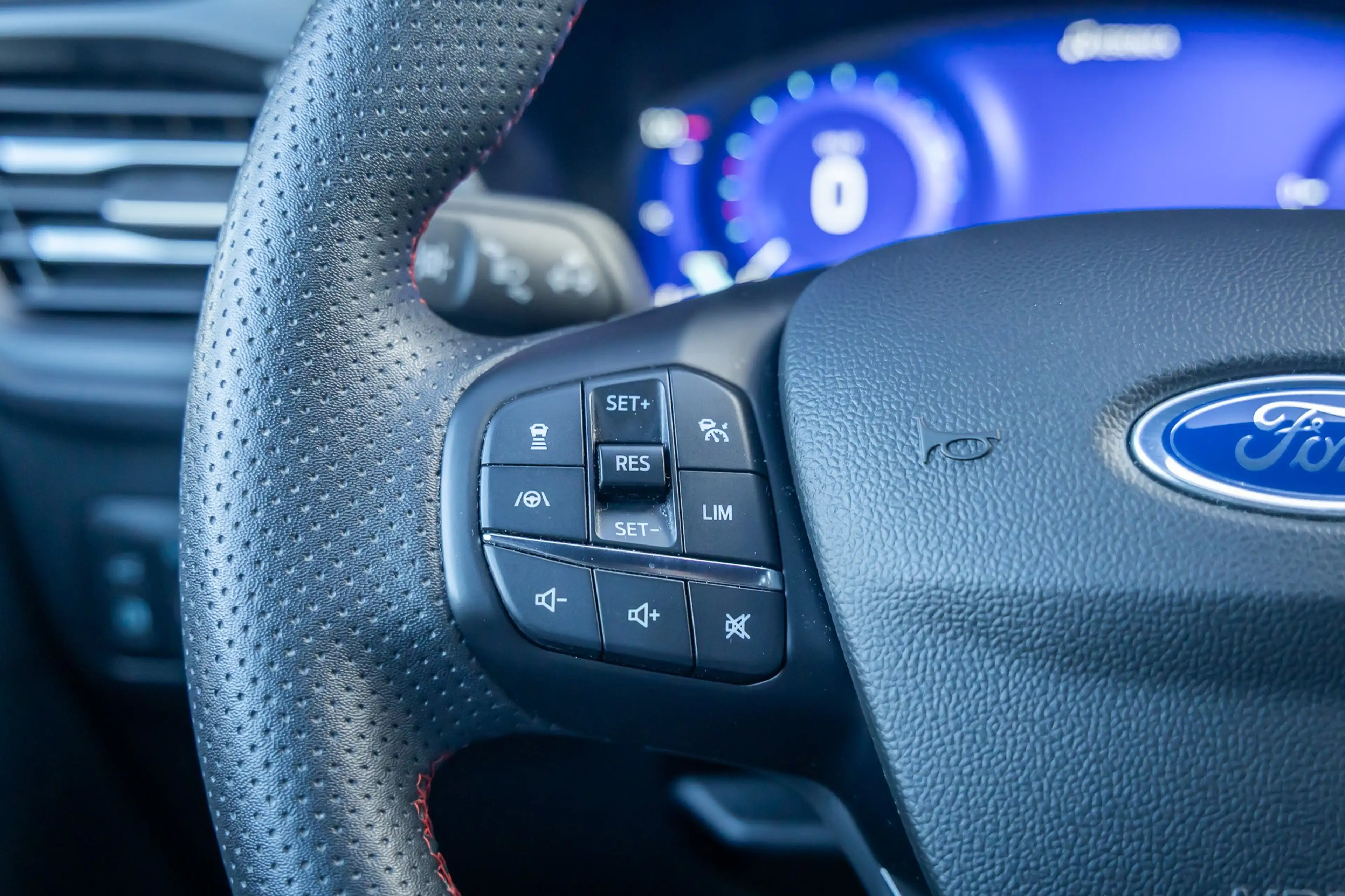 Ford Kuga 2.5 PHEV ST-Line X Trekhaak | Dodehoek detectie | — photo 28