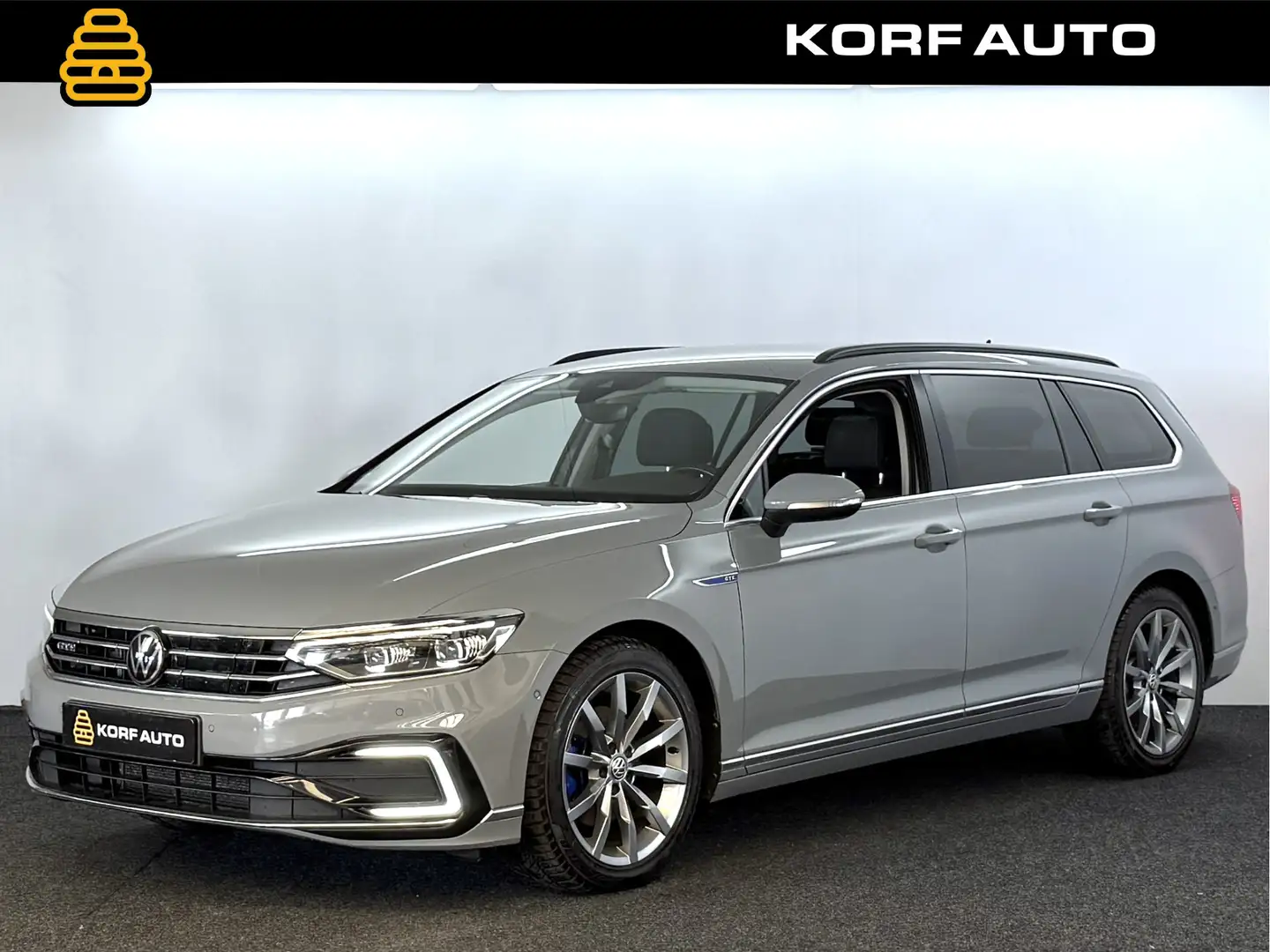 Volkswagen Passat Variant 1.4 TSI PHEV GTE / DCC / Camera / Trekhaak Gris - 1