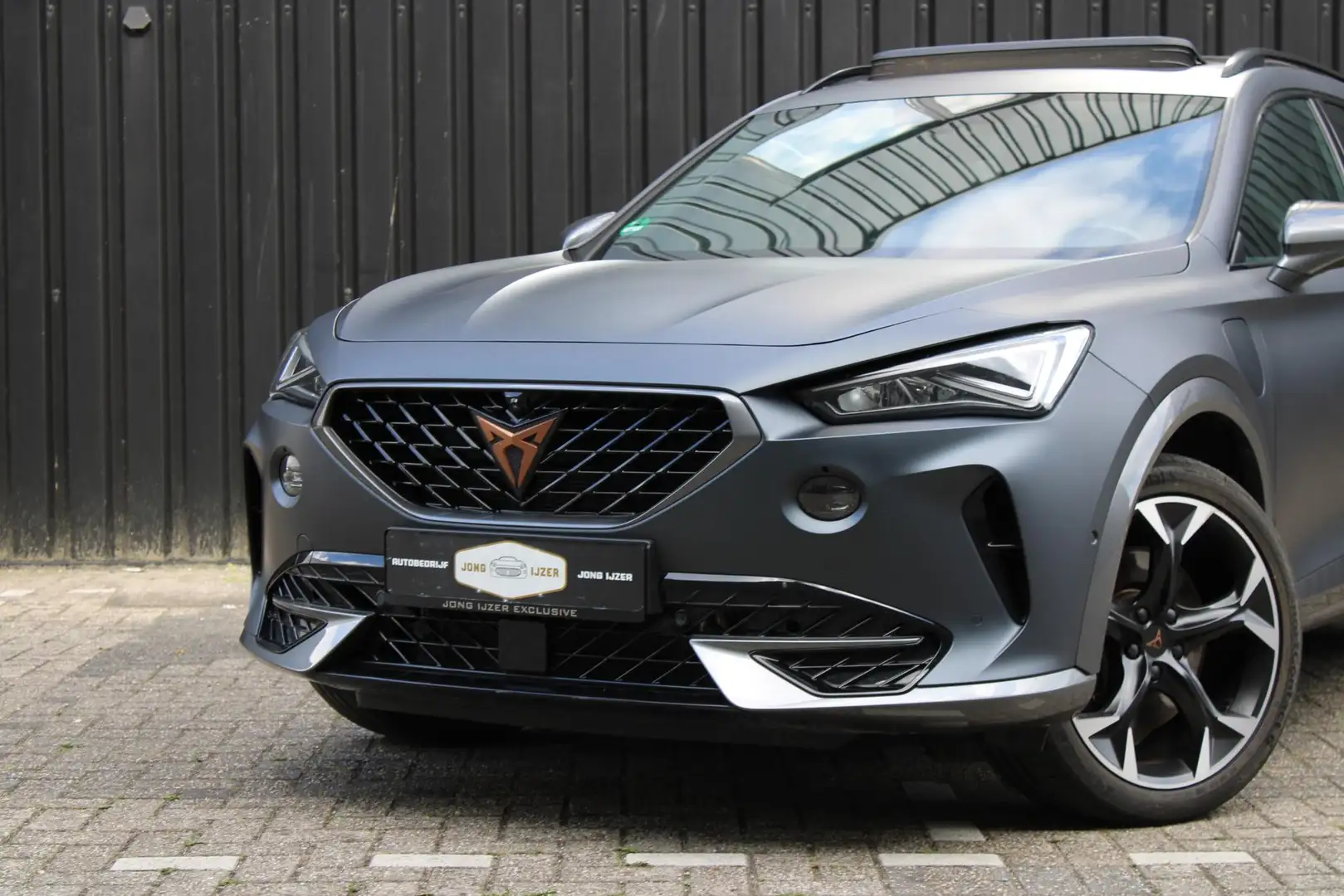 CUPRA Formentor 1.4 e-Hybrid VZ Copper PANO LEER MEMORY 360 CAM Grijs - 2