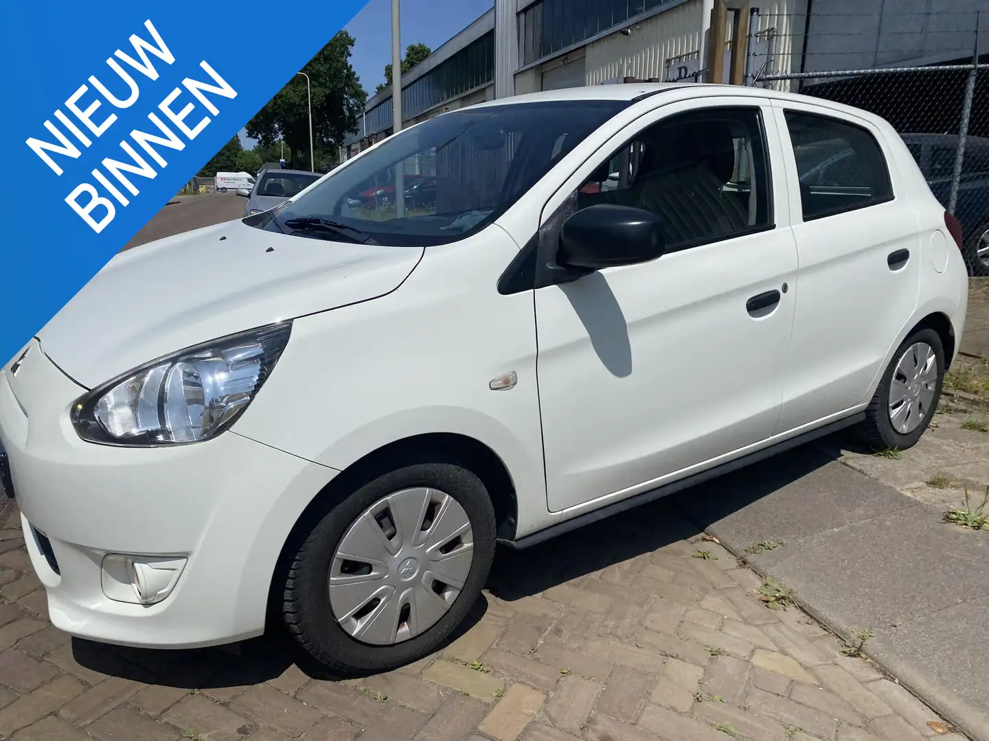 Mitsubishi Space Star 1.0 Instyle Wit - 1