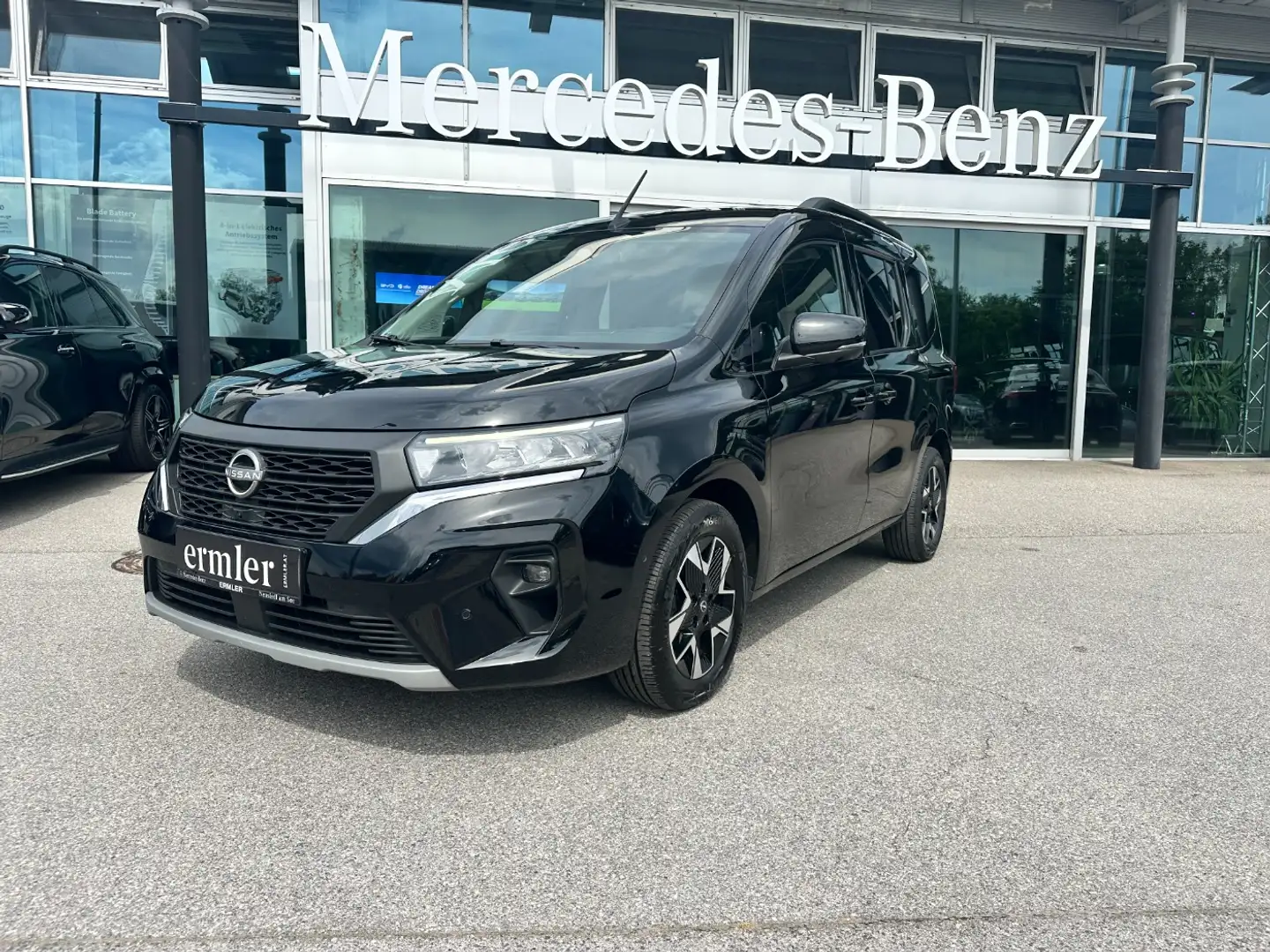 Nissan Townstar Kombi L1 DIG-T 130 Tekna Tekna Schalter Schwarz - 2