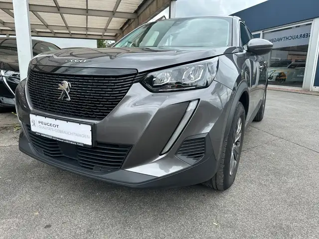 Peugeot 2008 PureTech 130 Active Pack Kamera, LED, uvm..
