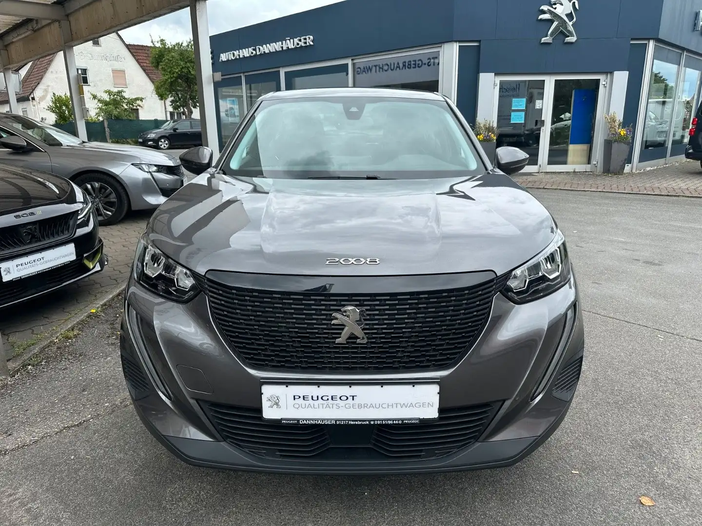 Peugeot 2008 PureTech 130 Active Pack Kamera, LED, uvm.. Grijs - 2