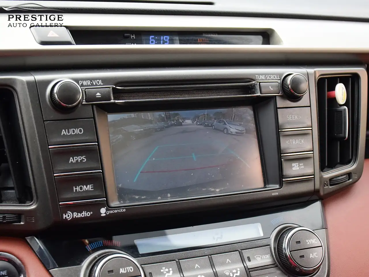 Toyota RAV 4 снимка Toyota RAV 4