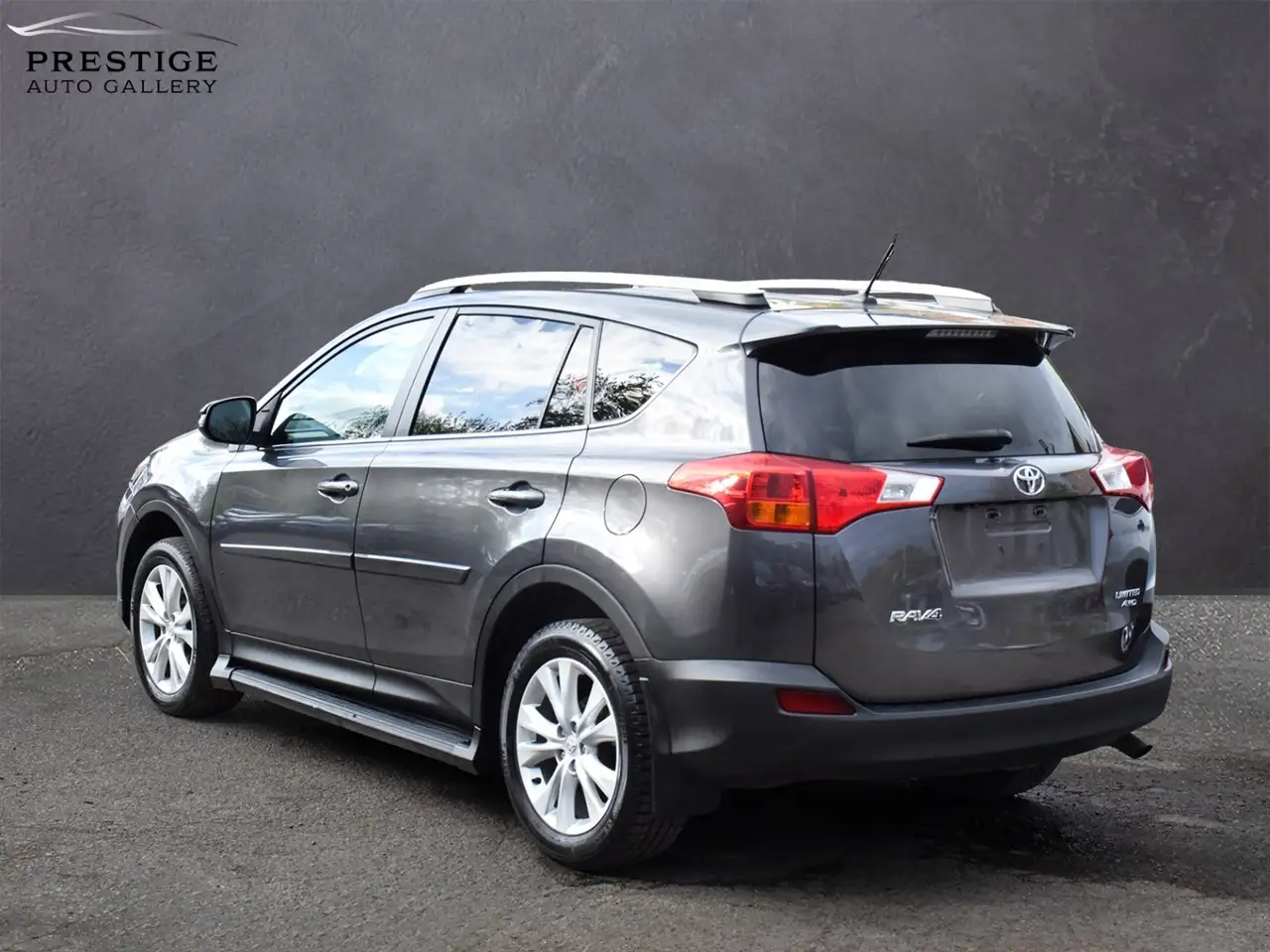 Toyota RAV 4 снимка Toyota RAV 4