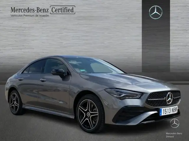 Mercedes-Benz Cla view 3
