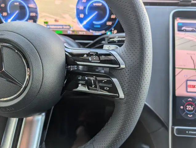 Mercedes-Benz EQE view 14