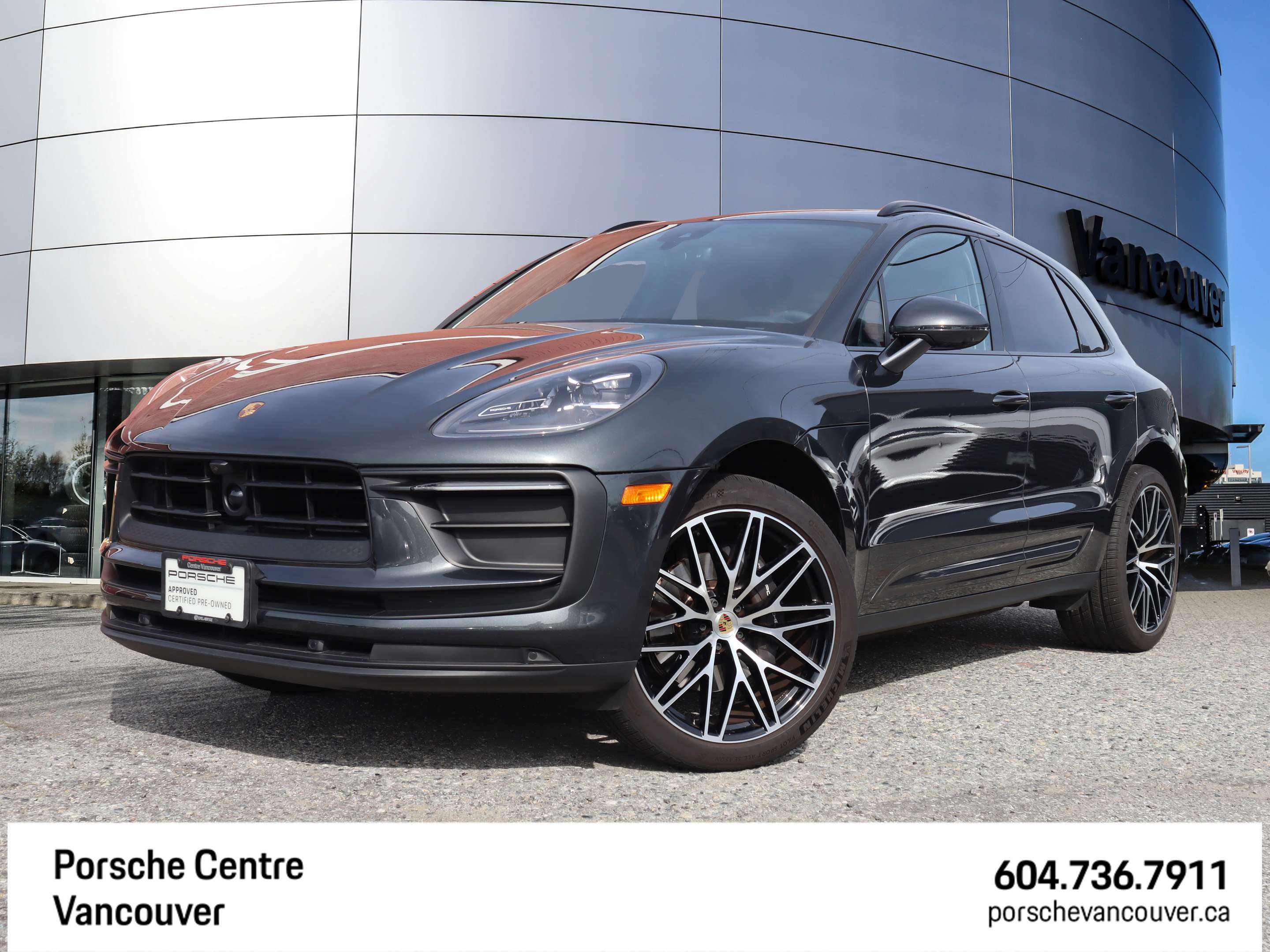 2023 Porsche Macan AWD
