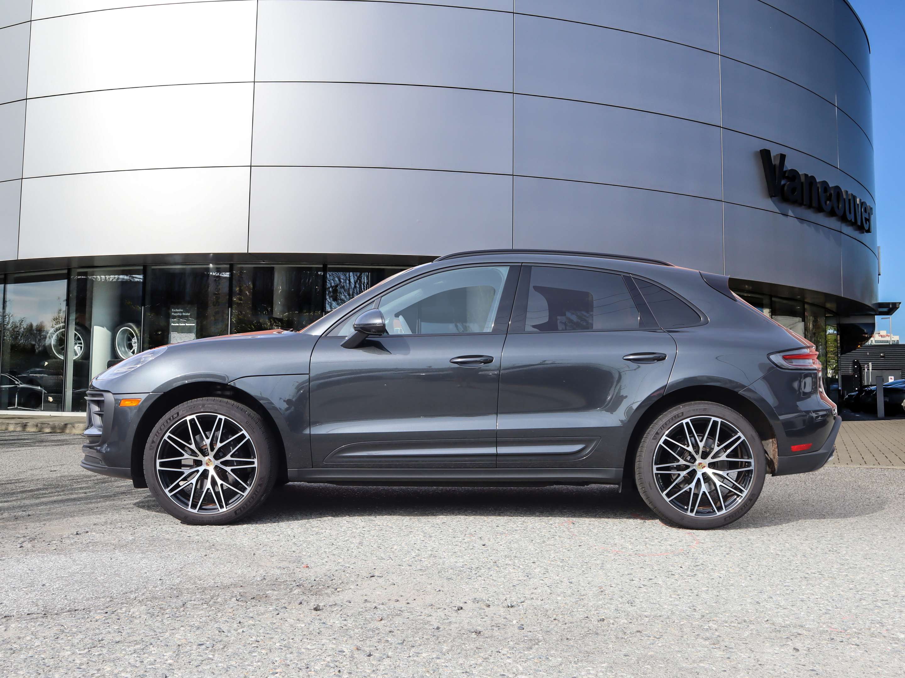 2023 Porsche Macan AWD — снимка 2