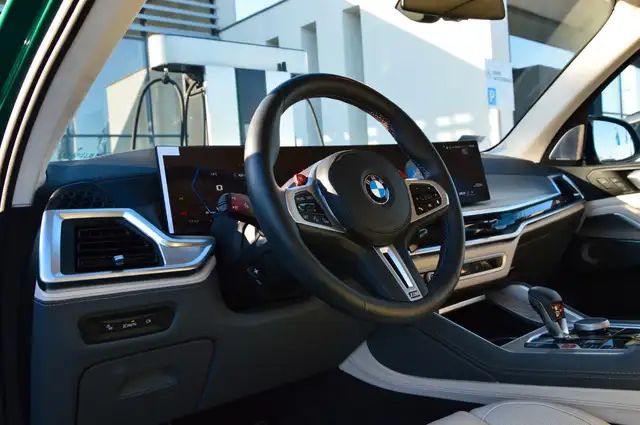BMW X5 X5 M view 15