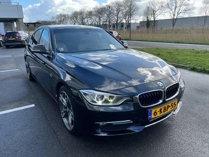 BMW 320 3-serie 320i AUT High Executive Luxery TRKHAAK.LEE
