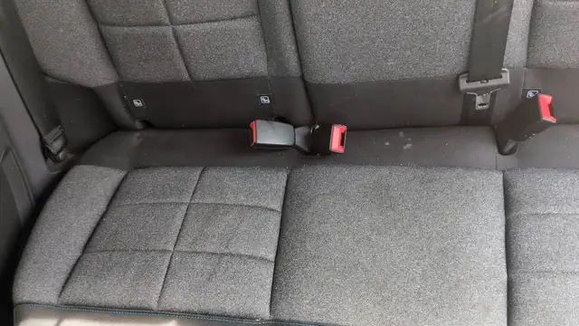 Citroen C4 Cactus view 9