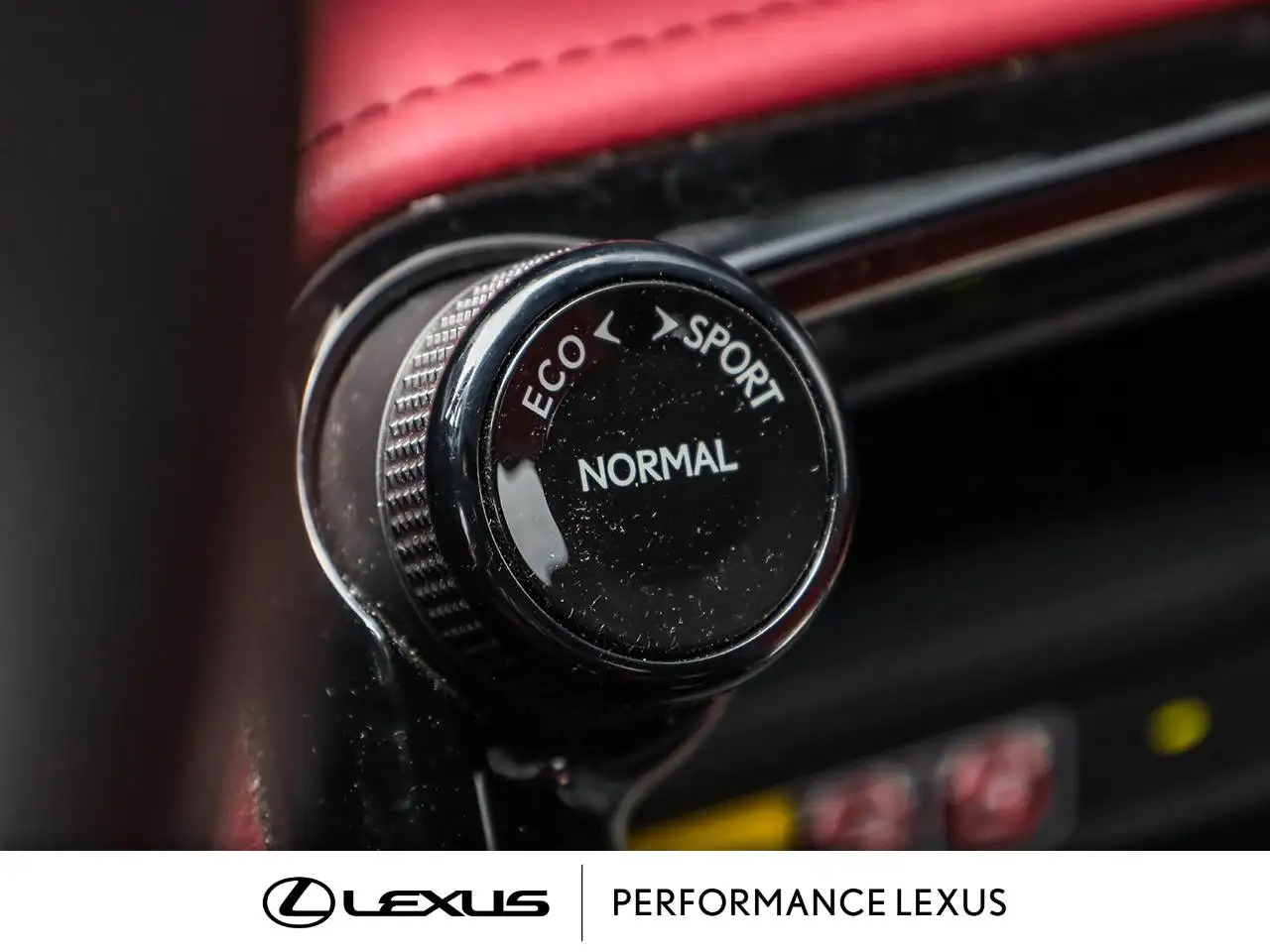 Lexus NX снимка Lexus NX