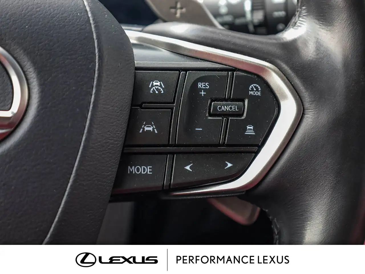 Lexus NX снимка Lexus NX