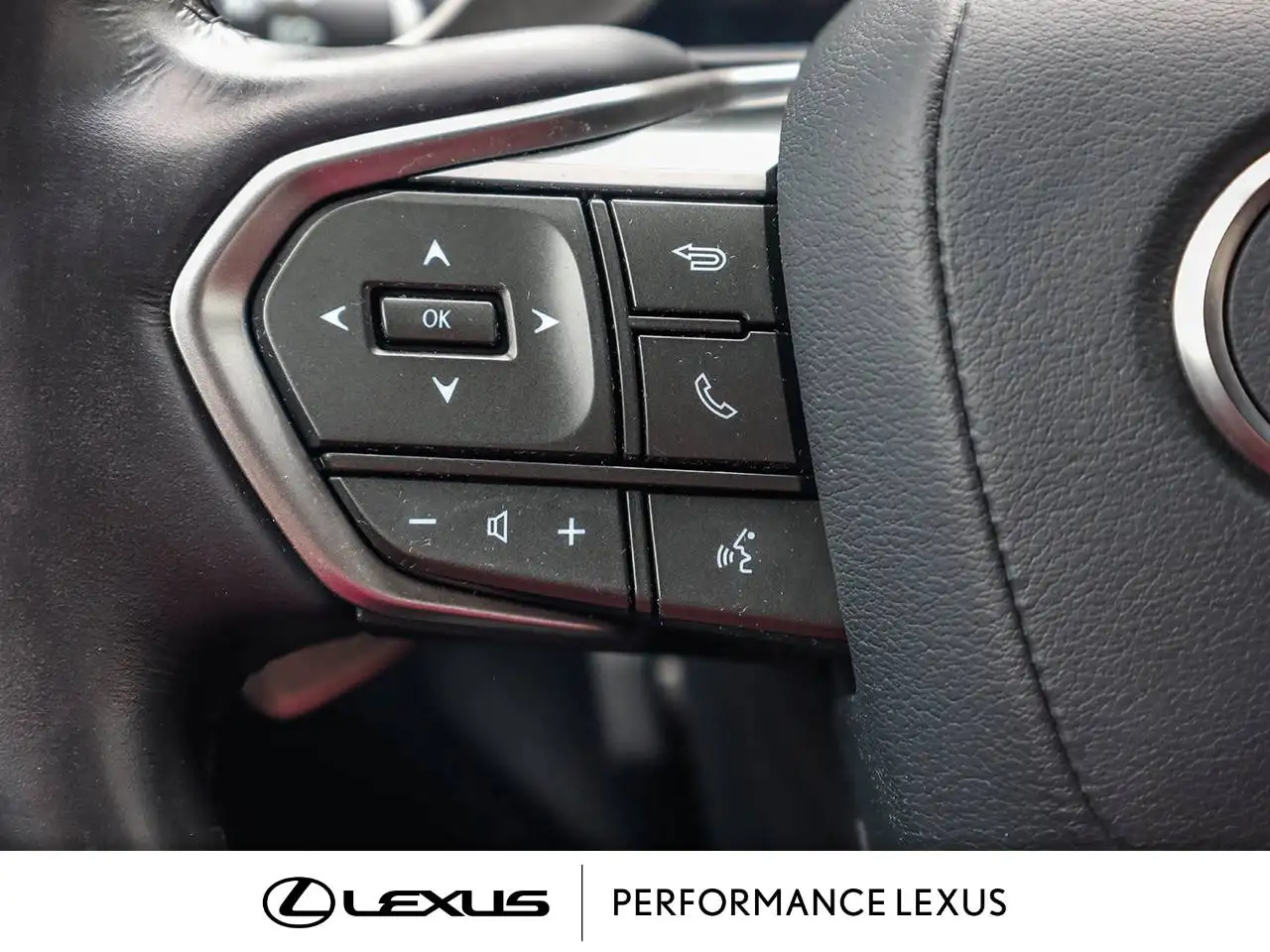 Lexus NX снимка Lexus NX