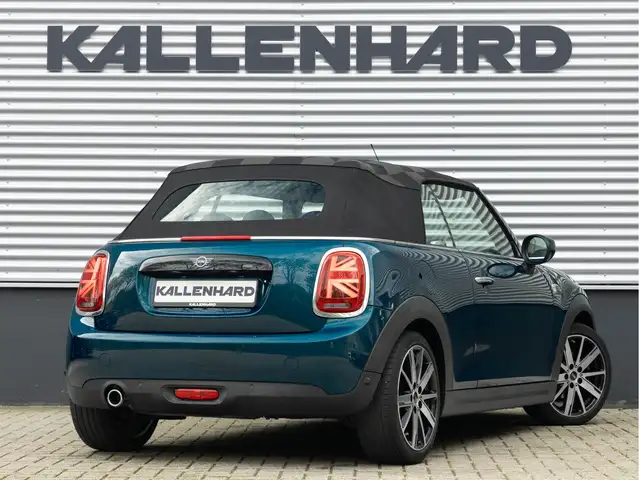 Mini Convertible view 5