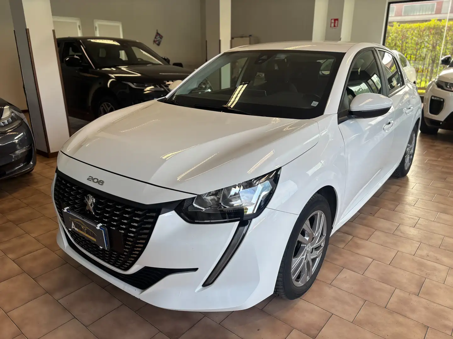Peugeot 208 1.2 puretech *PER NEOPATENTATI*CINGHIA FATTA Weiß - 1