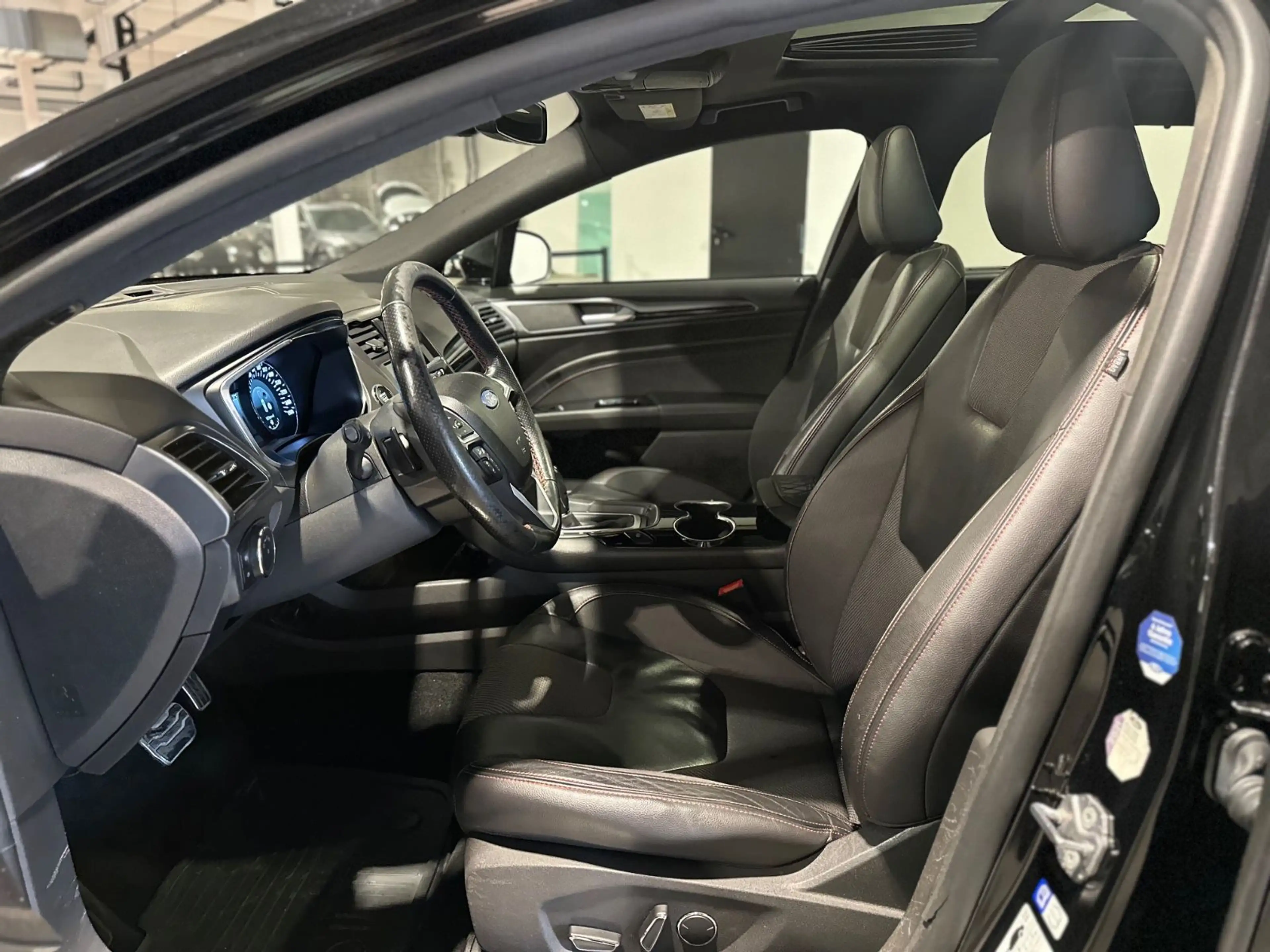 Ford Mondeo Turnier ST-Line *Navi,ACC,AHK,Pano,LED* — photo 11