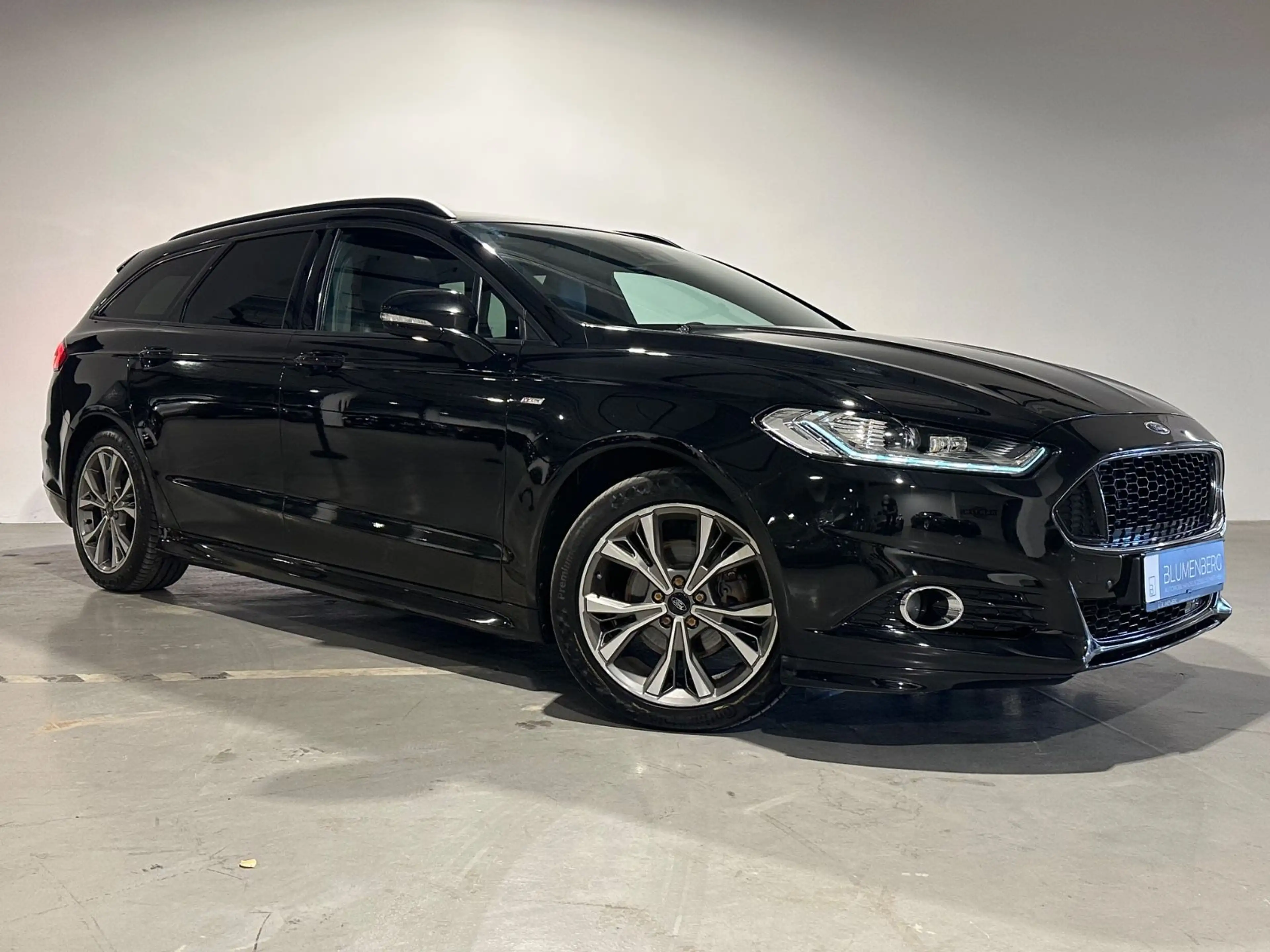 Ford Mondeo Turnier ST-Line *Navi,ACC,AHK,Pano,LED* — photo 2