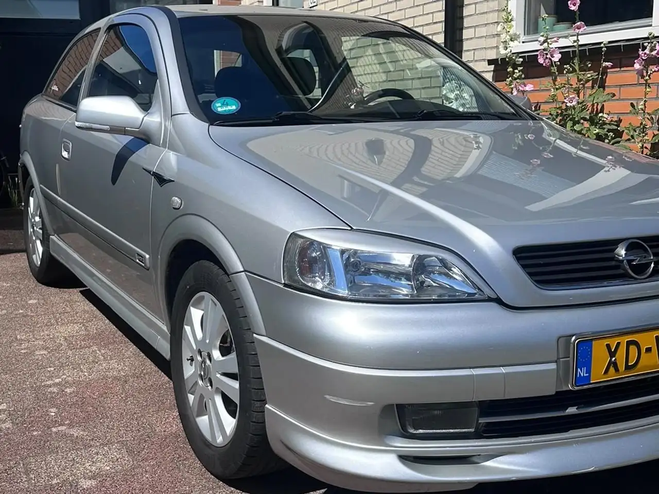 Opel Astra 1.6-16V Sport, foto 1